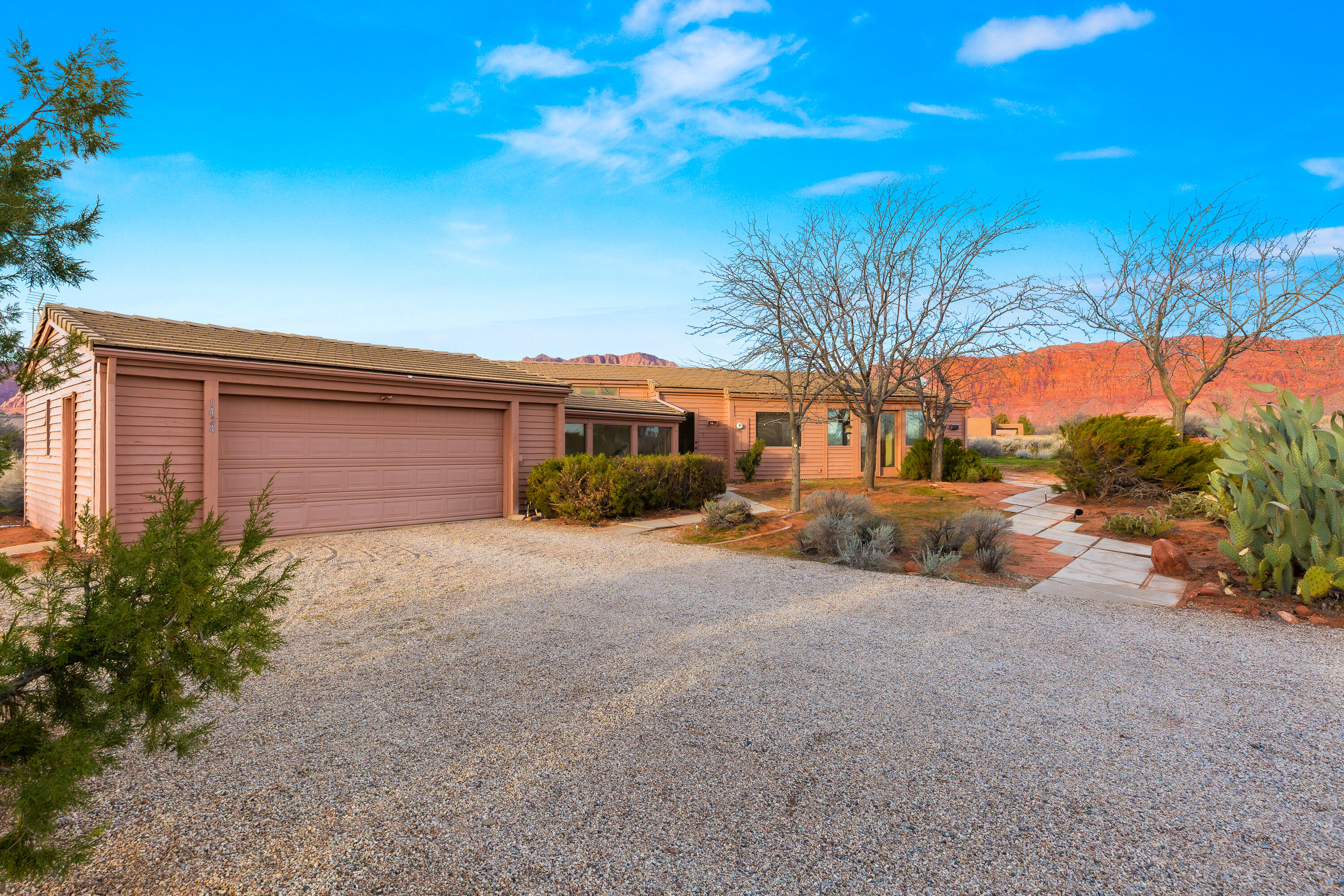 WILLOW SPRINGS - Residential