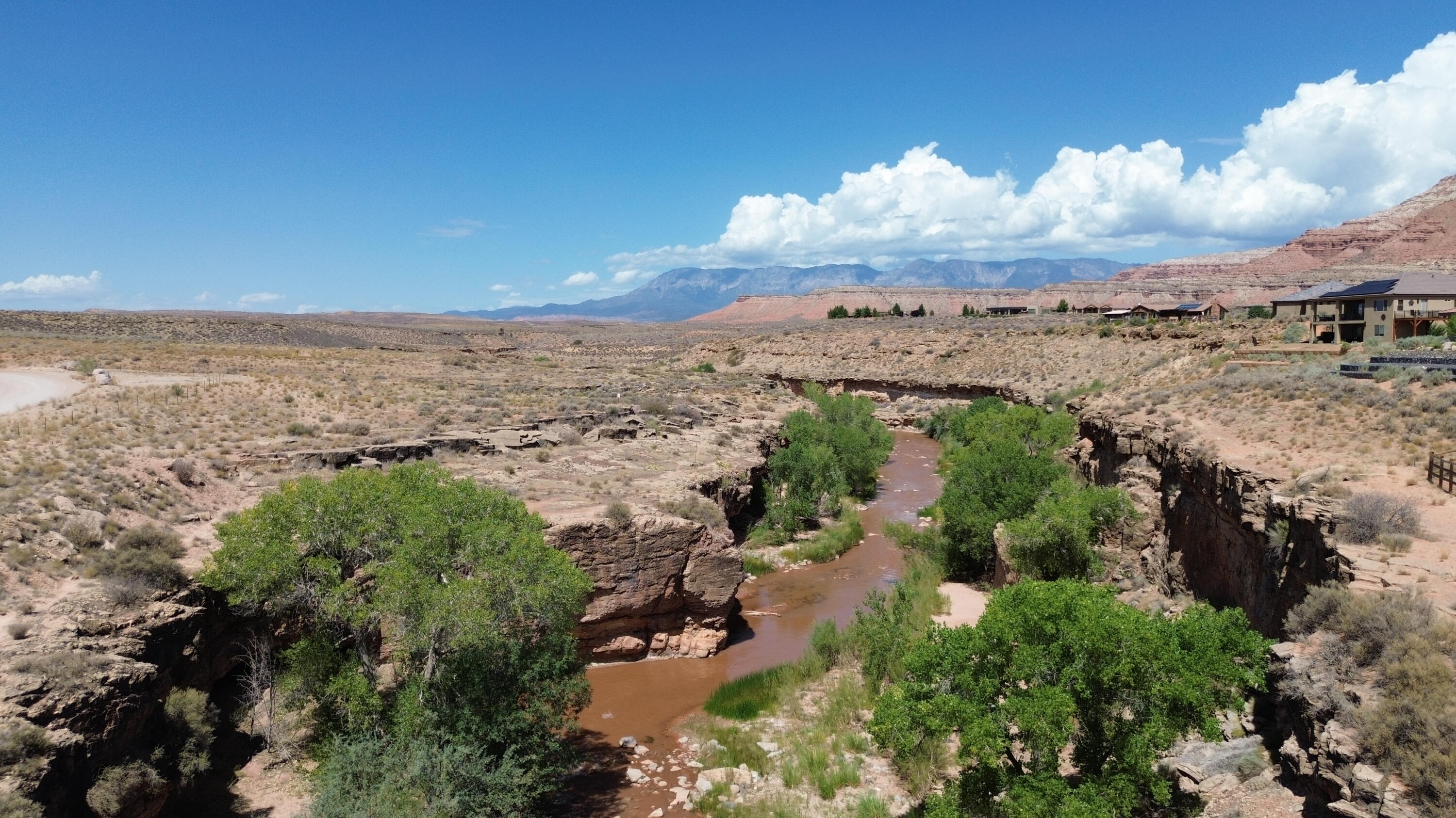 VIRGIN TOWNSITE - Land