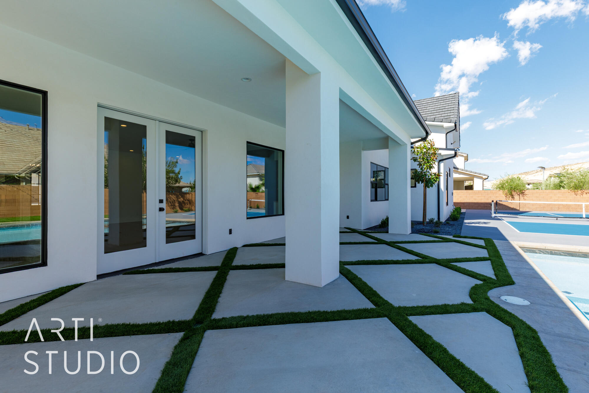 FIELDSTONE - Residential