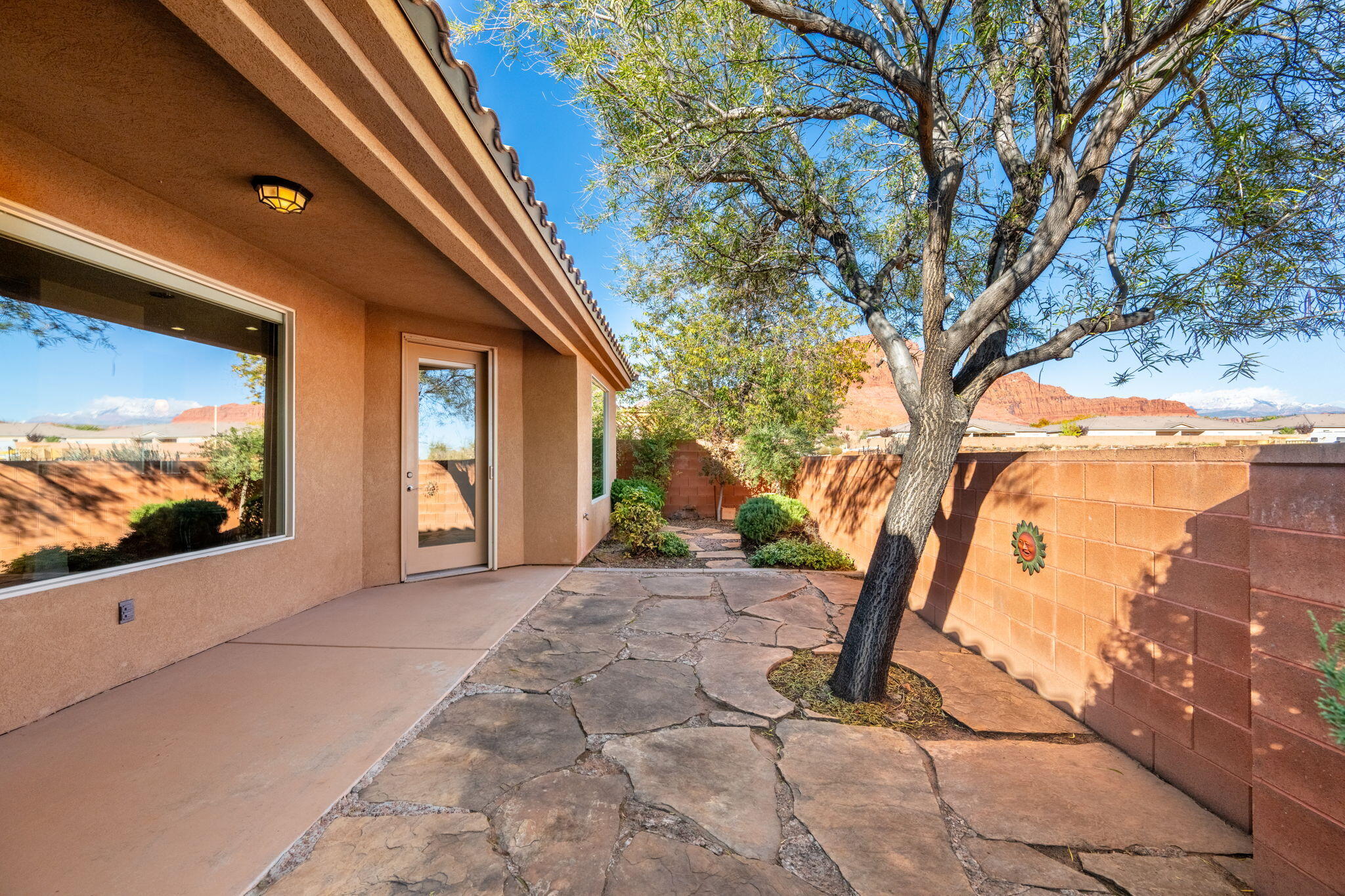 ANTHEM ESTATES - Residential