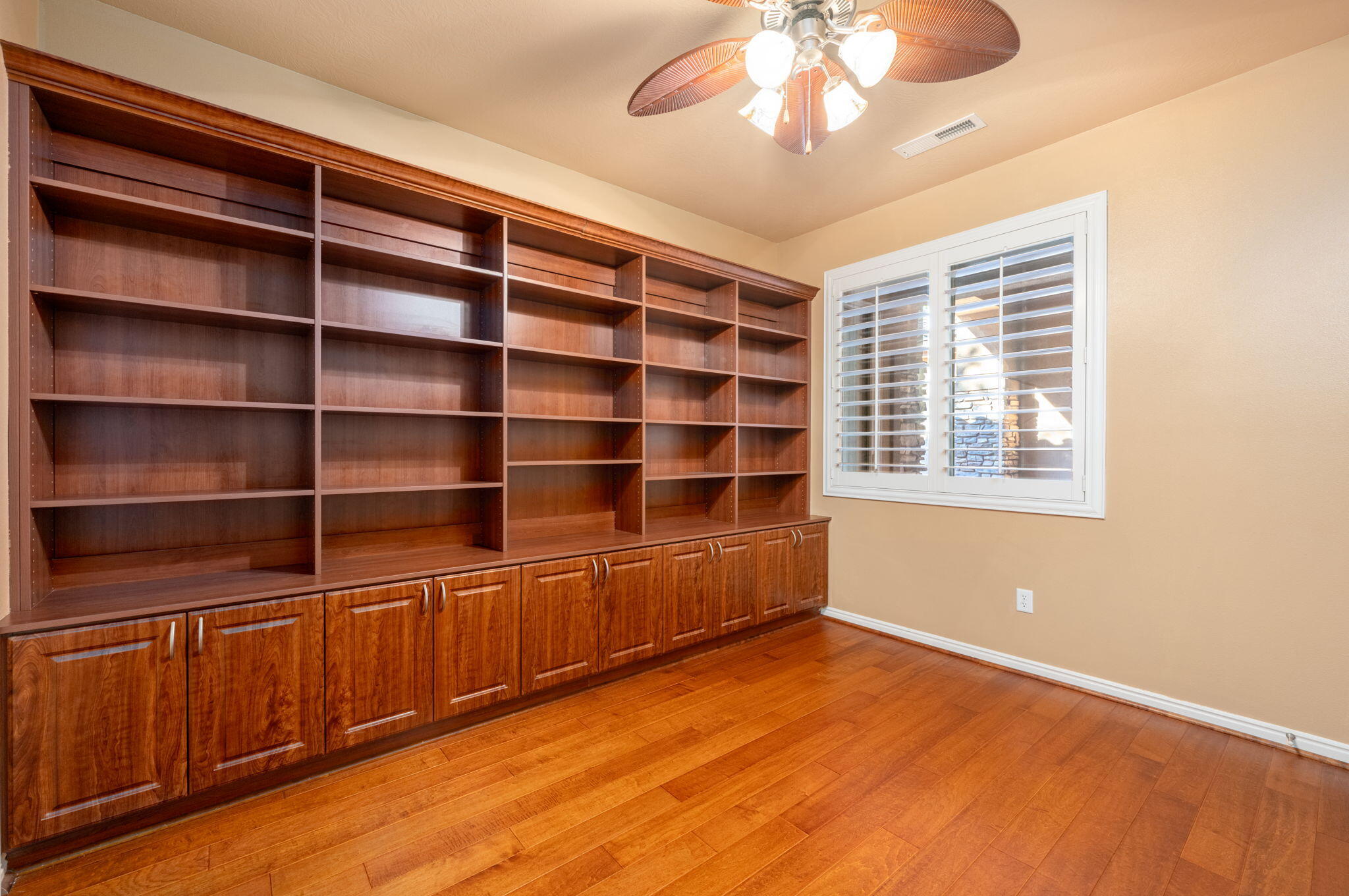 ANTHEM ESTATES - Residential