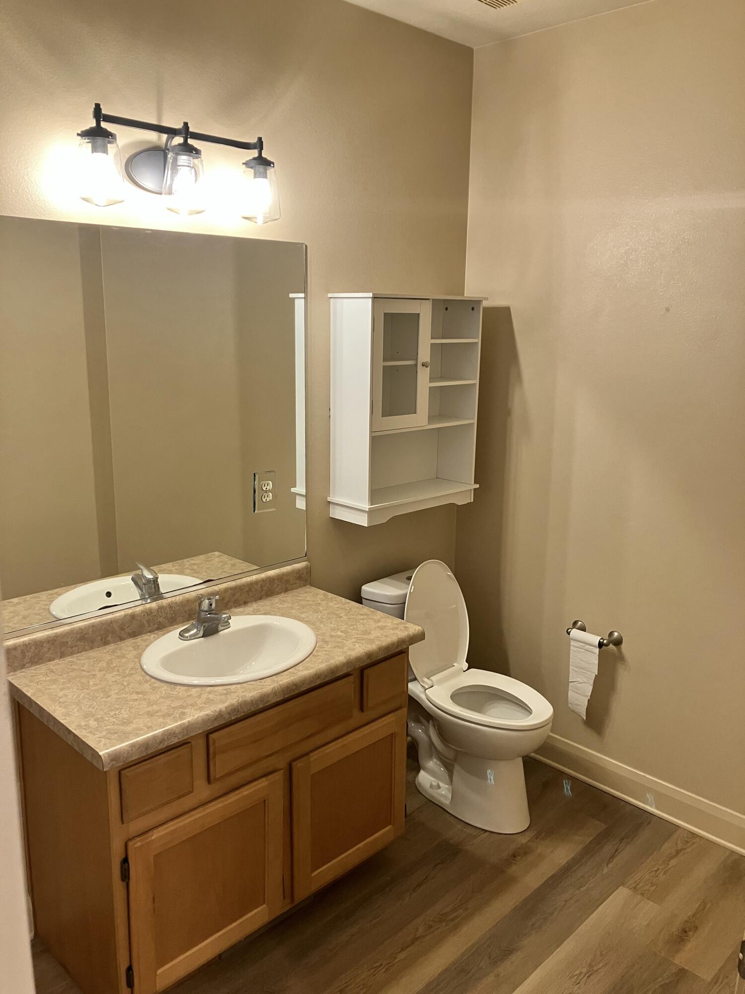 LA VENITA CONDOS - Residential