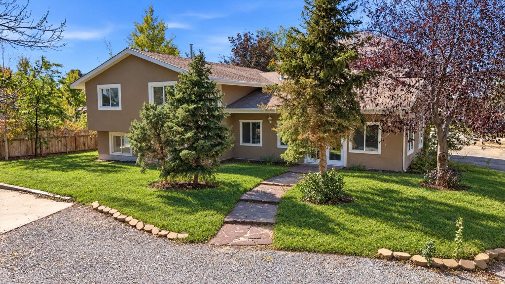 Photo of 10754 S 1225 E, Sandy, UT 84094 (MLS # 26-277231)