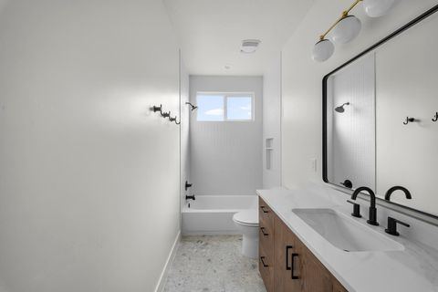 Tiny photo for 4749 W 1930 S, Hurricane, UT 84737 (MLS # 26-271696)