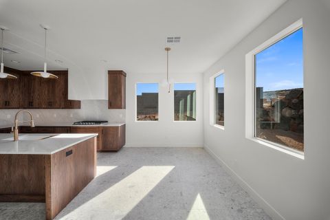 Tiny photo for 4749 W 1930 S, Hurricane, UT 84737 (MLS # 26-271696)