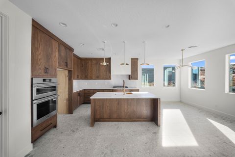 Tiny photo for 4749 W 1930 S, Hurricane, UT 84737 (MLS # 26-271696)