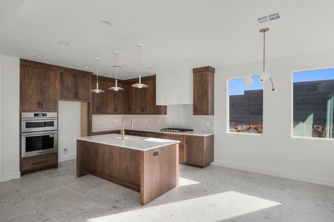 Tiny photo for 4749 W 1930 S, Hurricane, UT 84737 (MLS # 26-271696)