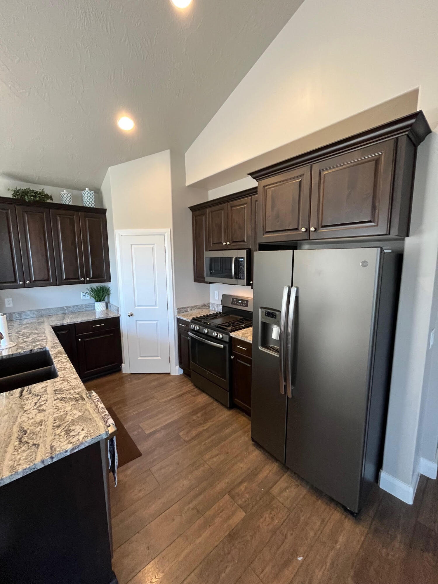 VILLA HIGHLANDS AT HIDDEN VALLEY - Residential