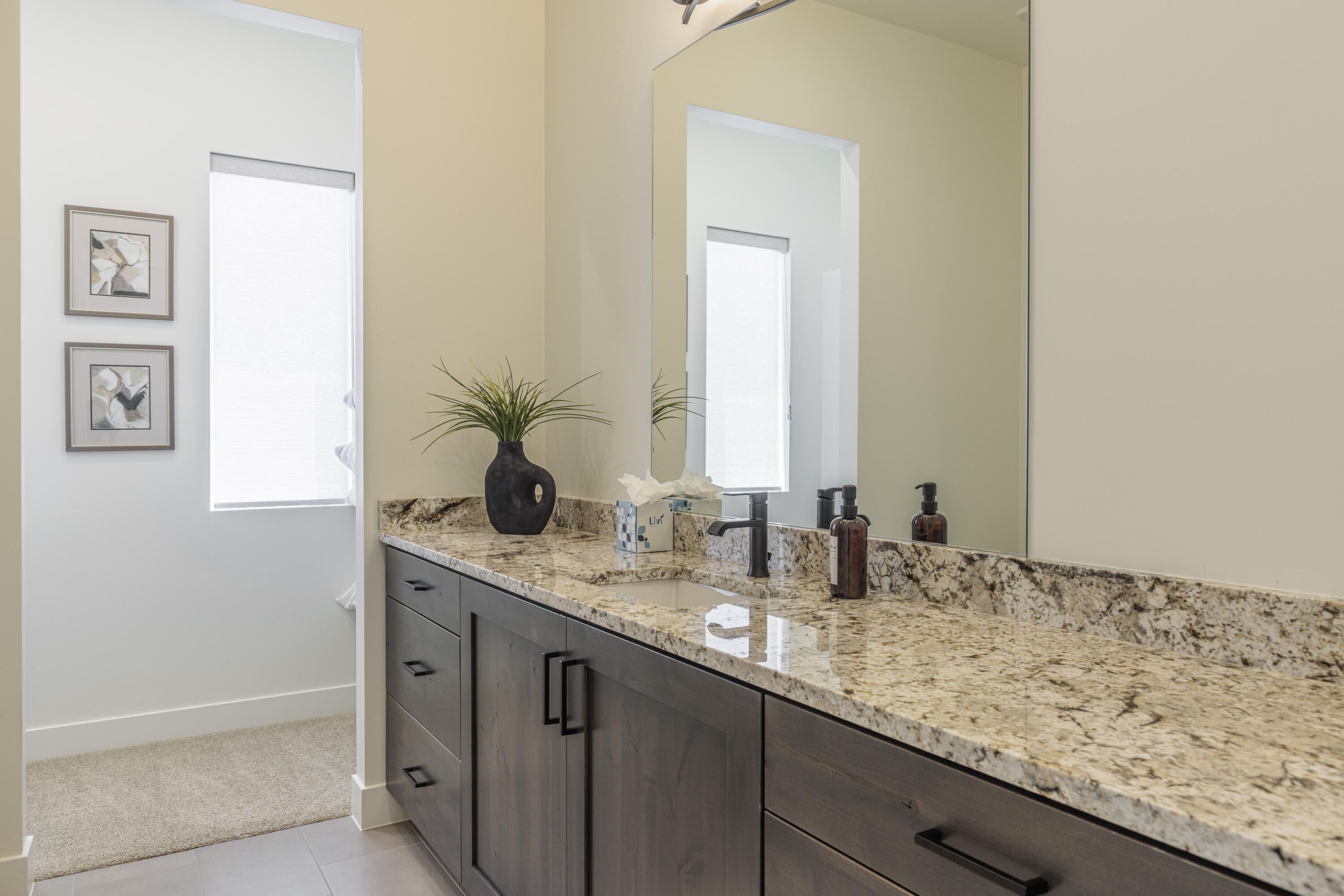 LEDGES OF SG THE FAIRWAYS EAST - Residential