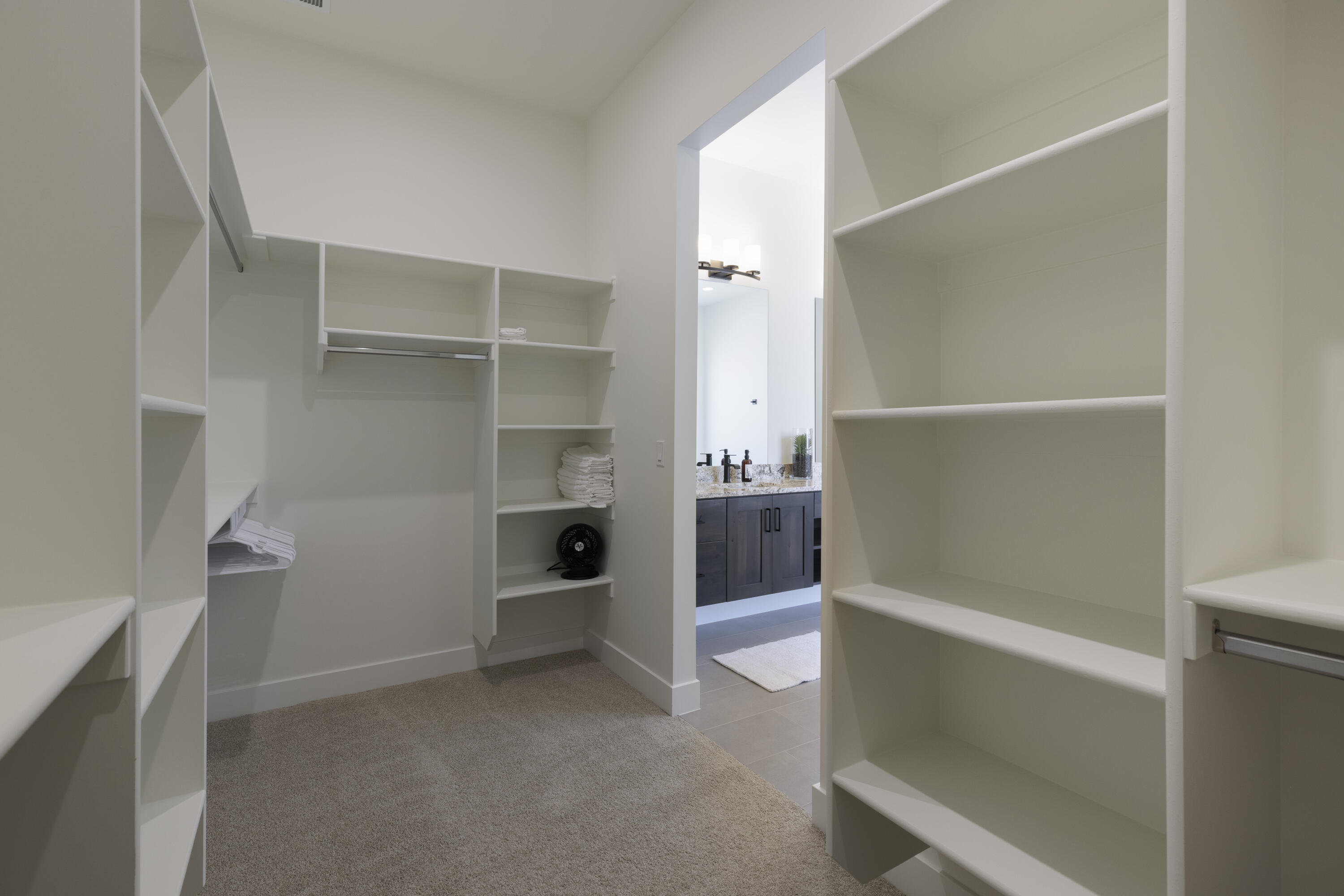 LEDGES OF SG THE FAIRWAYS EAST - Residential