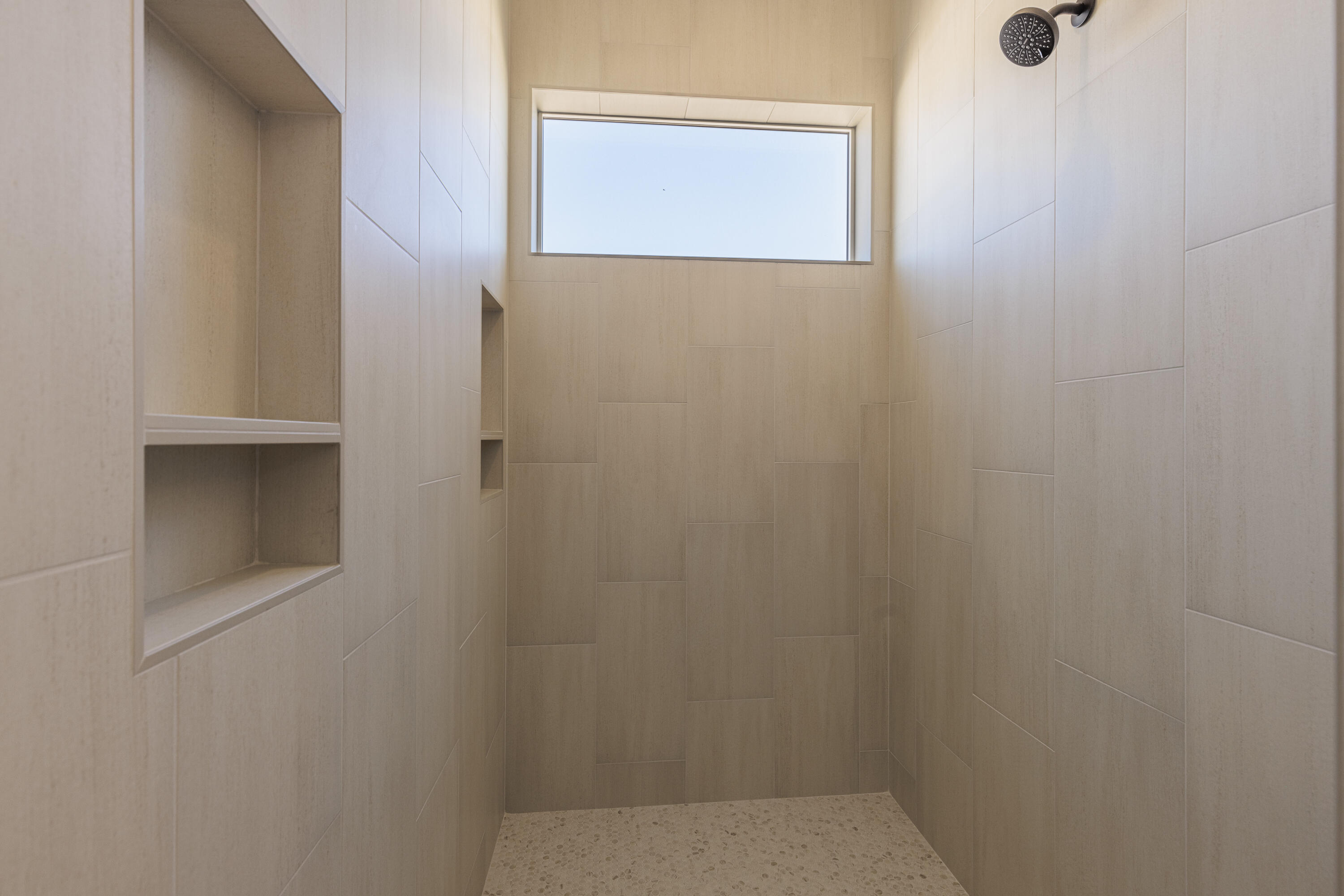 LEDGES OF SG THE FAIRWAYS EAST - Residential