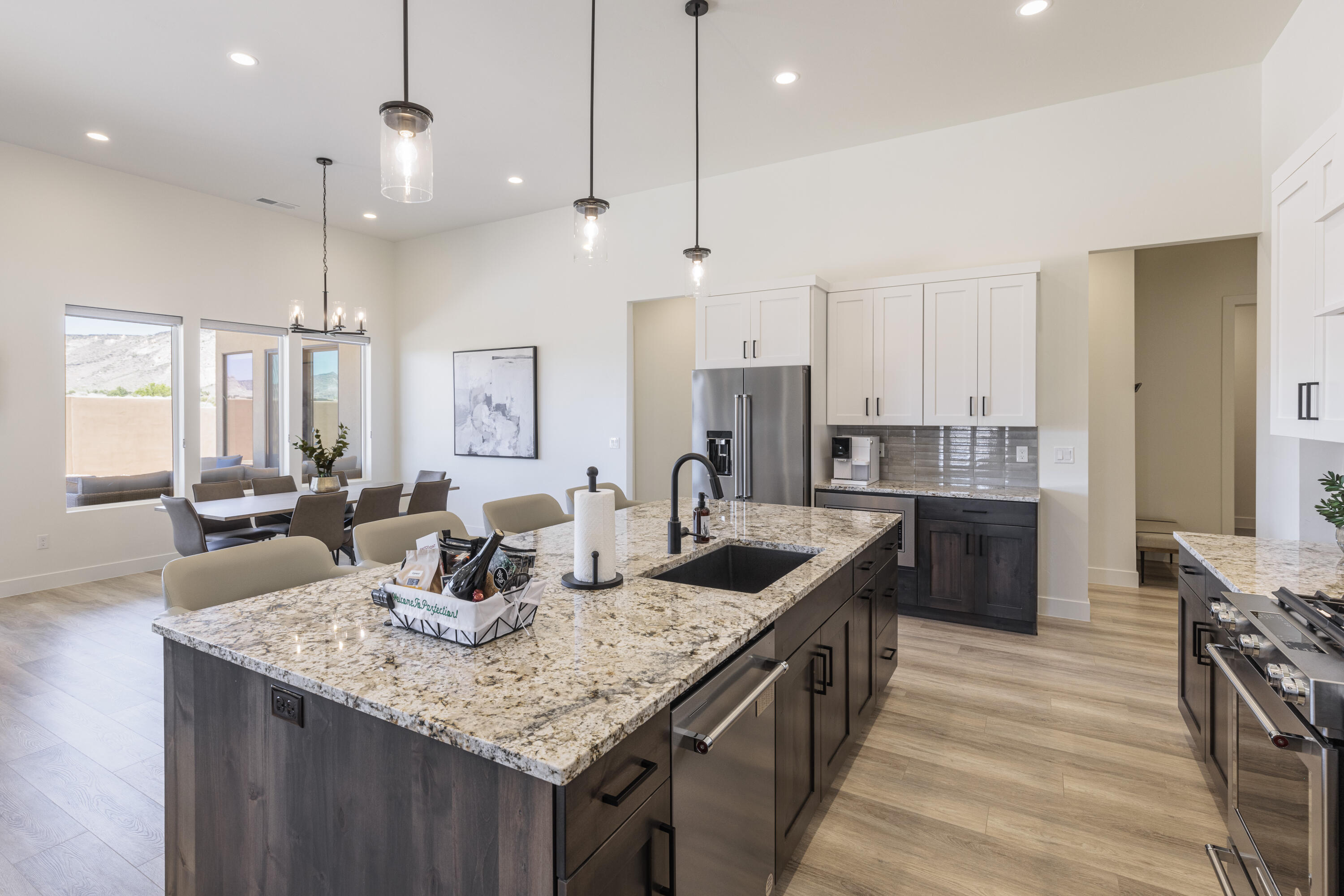 LEDGES OF SG THE FAIRWAYS EAST - Residential