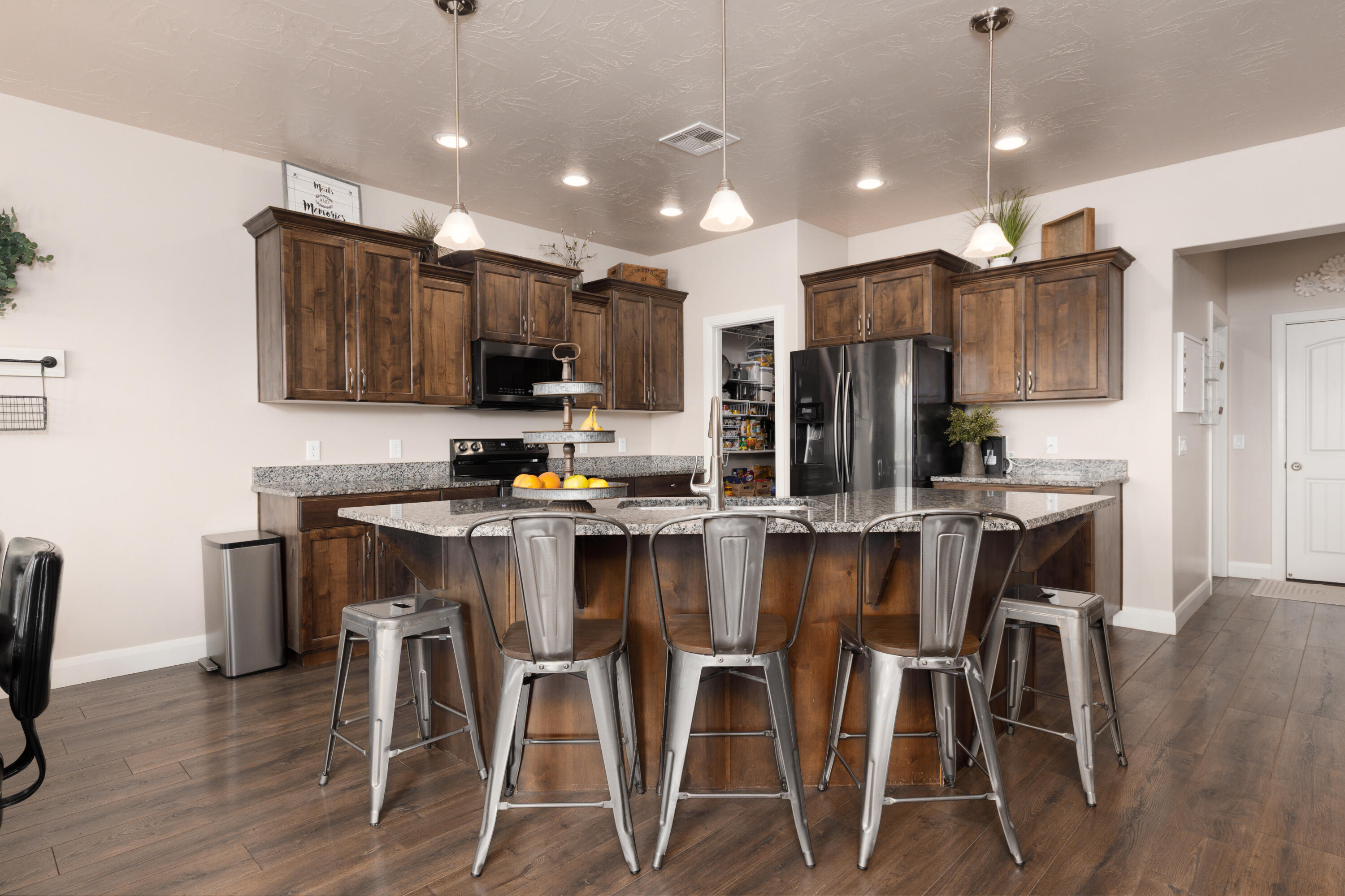 MULBERRY ESTATES - Residential