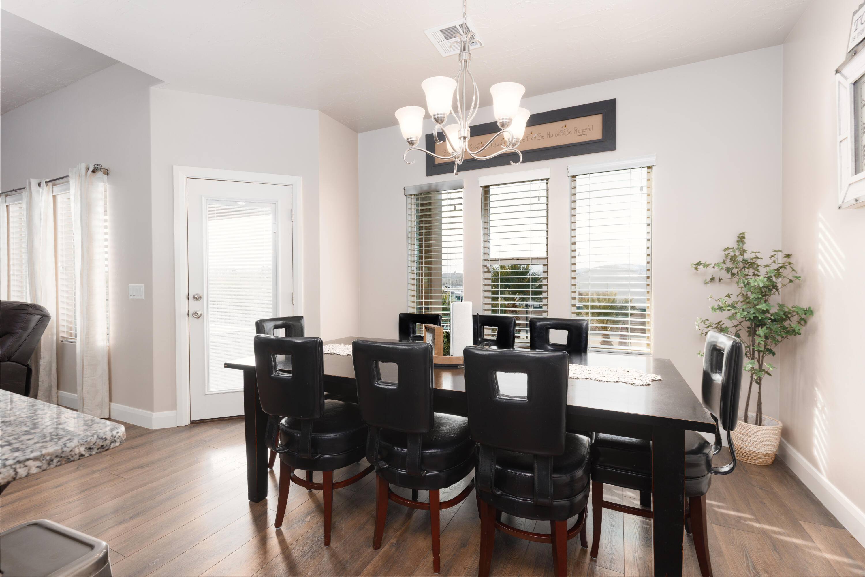 MULBERRY ESTATES - Residential