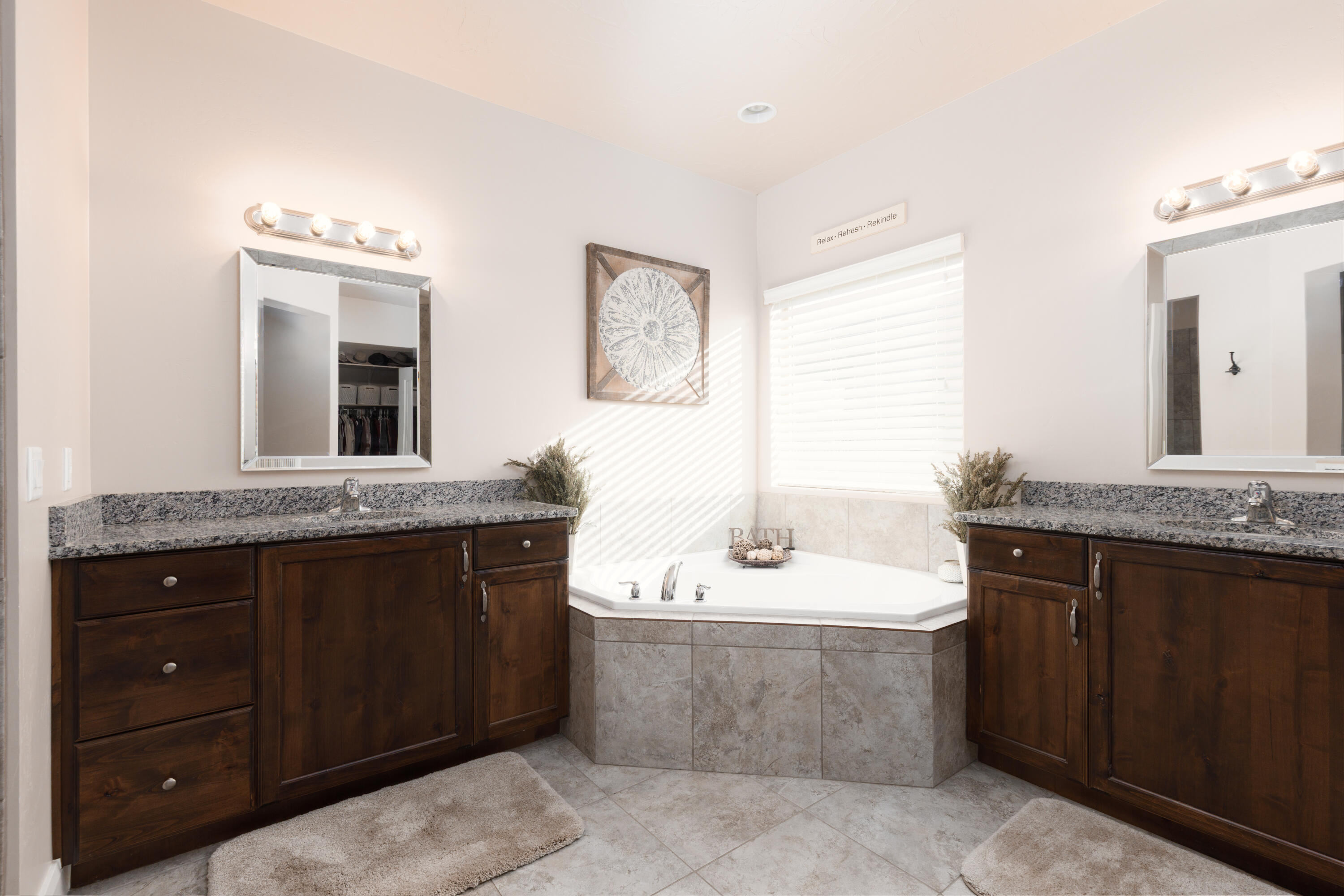 MULBERRY ESTATES - Residential