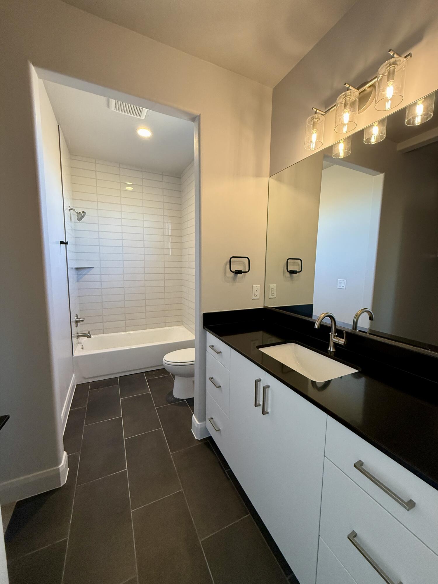 FRANKLIN FIELDS - Residential