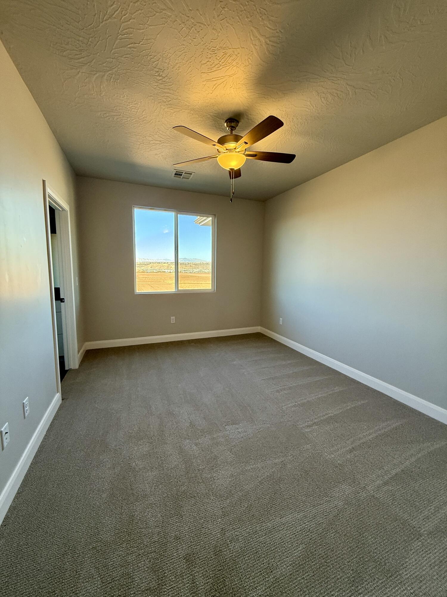 FRANKLIN FIELDS - Residential