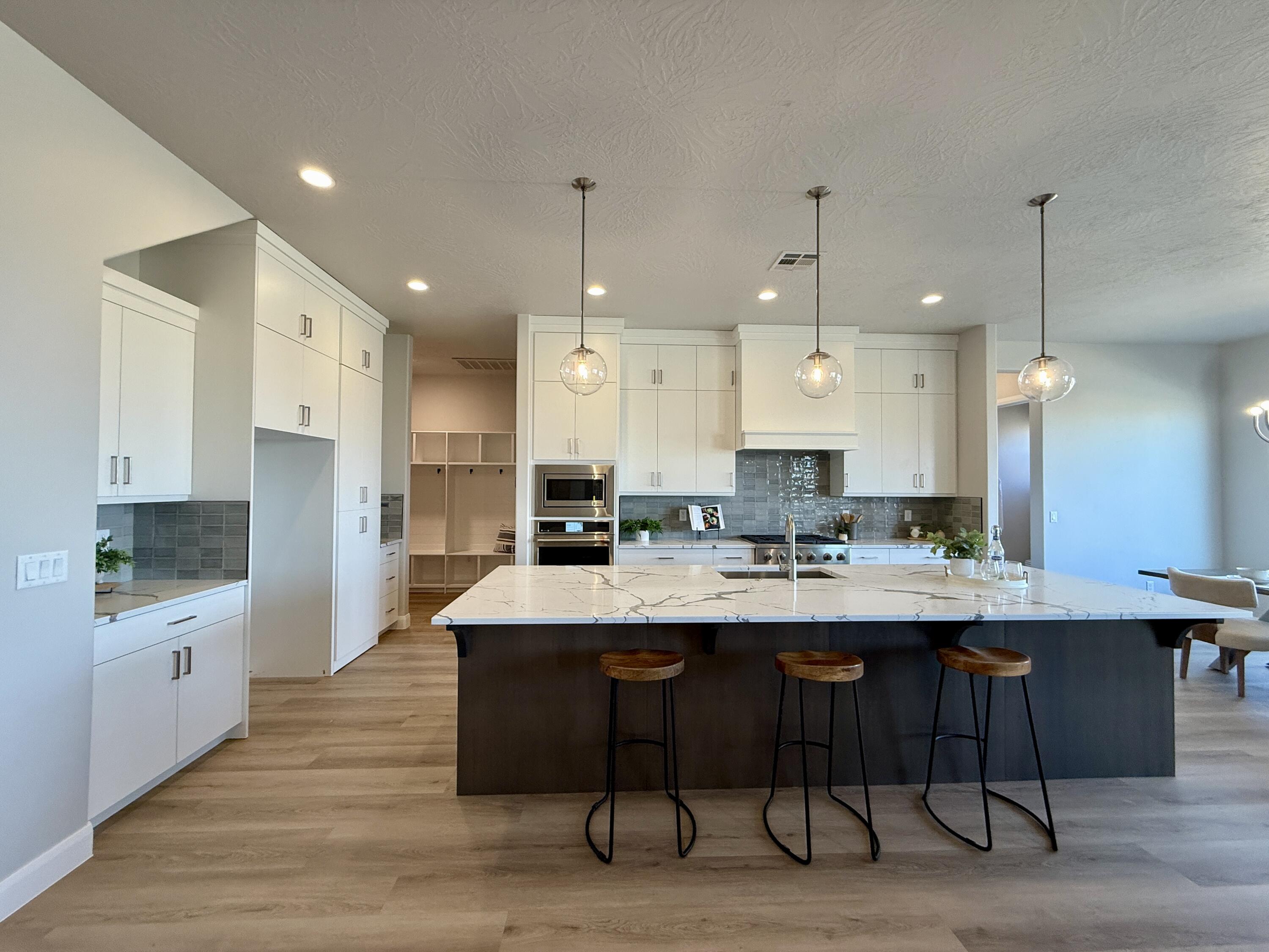 FRANKLIN FIELDS - Residential