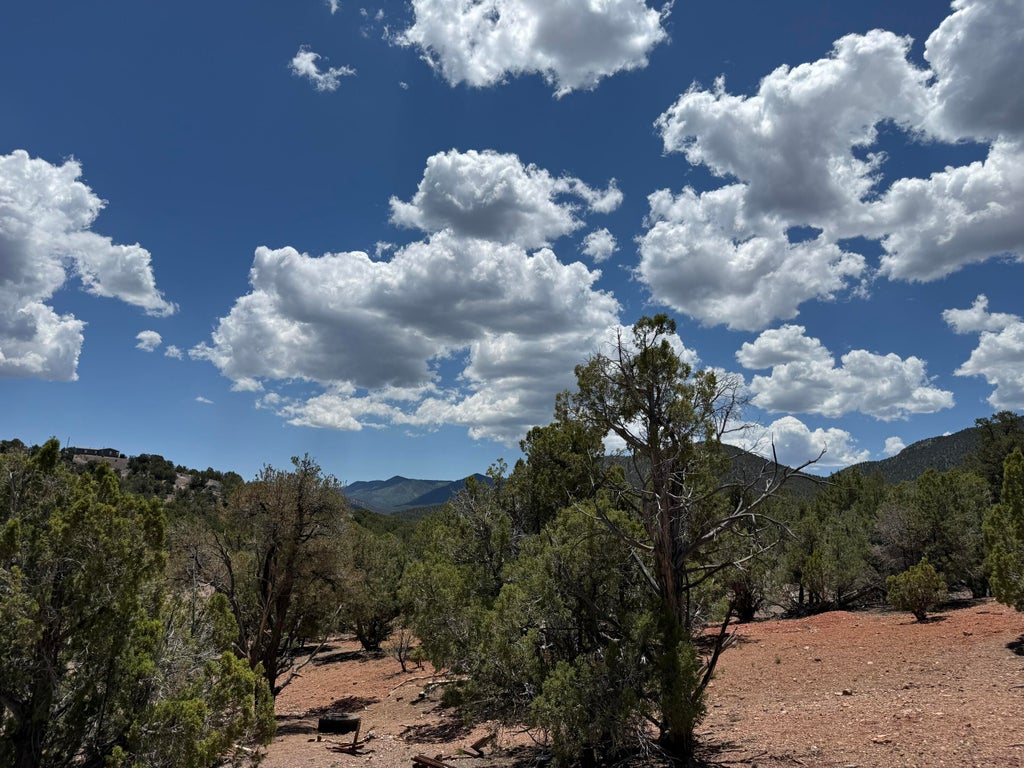 Photo of 17501 W Silverpeak LN, Cedar City, UT 84720 (MLS # 26-273359)