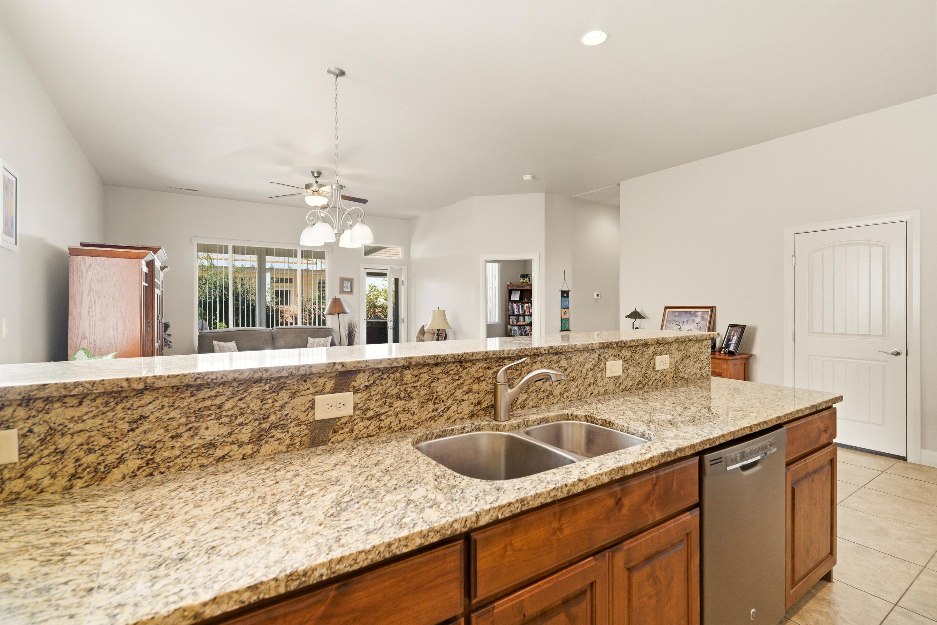 SKY RIDGE TOWNHOMES - Residential