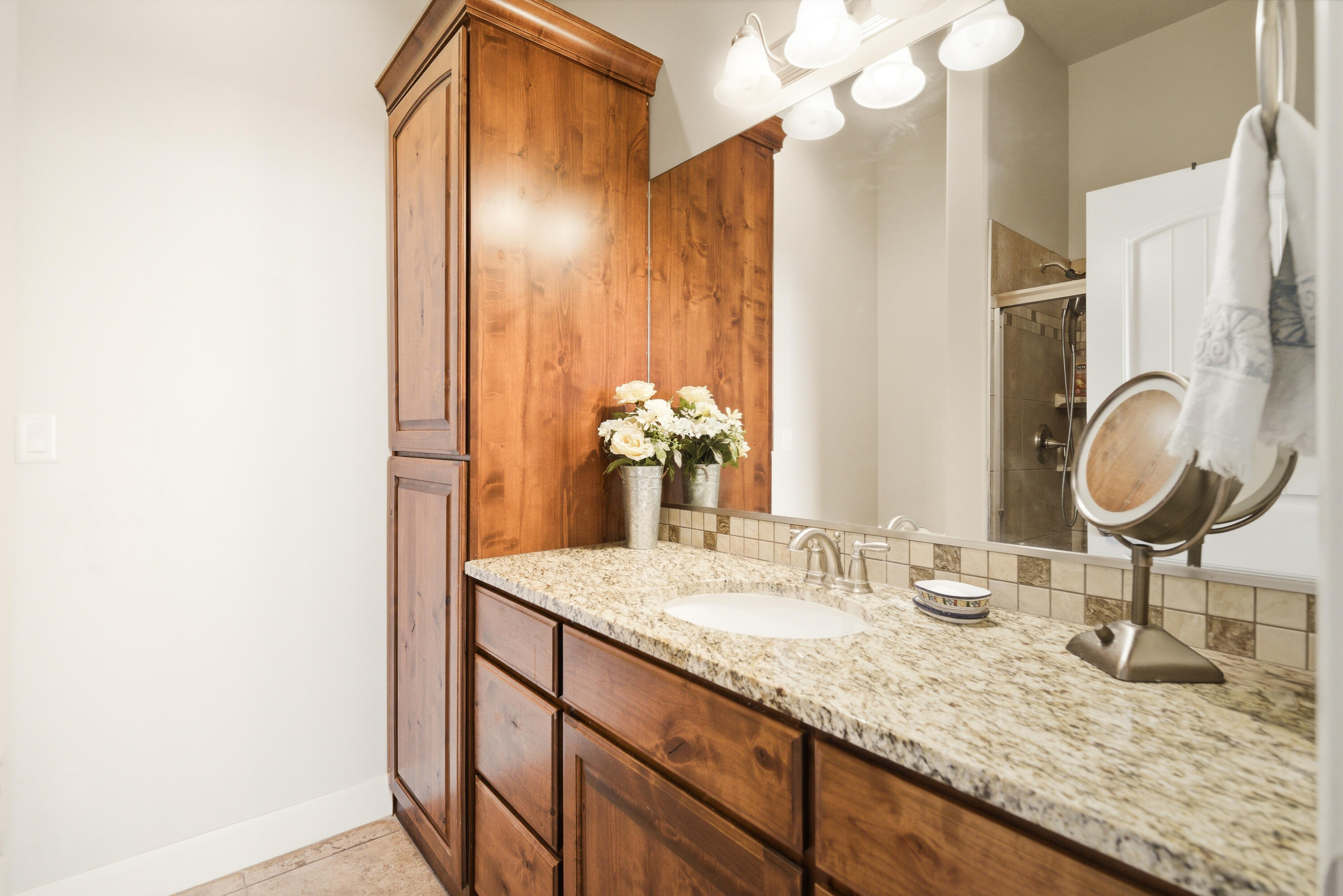 SKY RIDGE TOWNHOMES - Residential