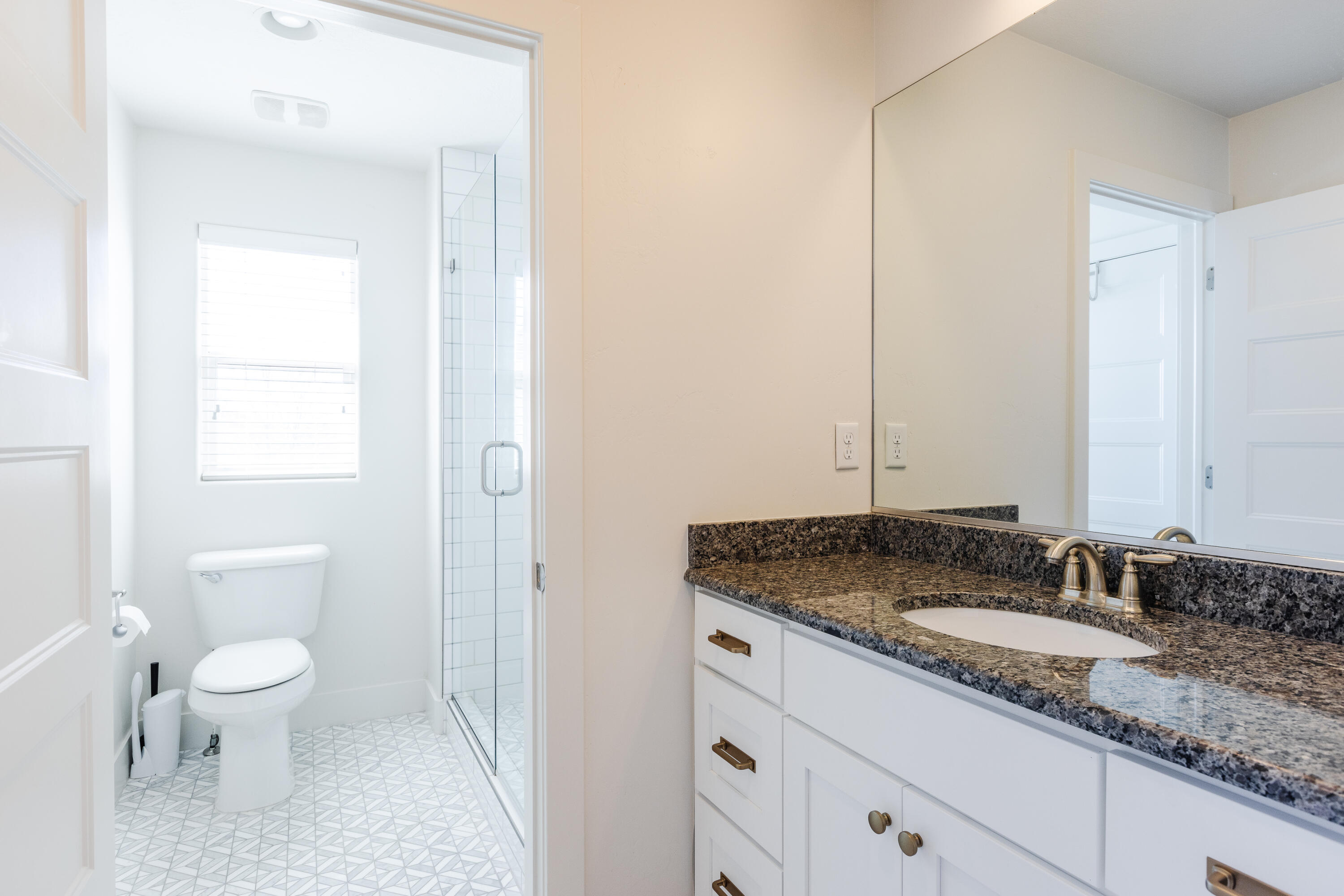 DESERT FIELDS - Residential