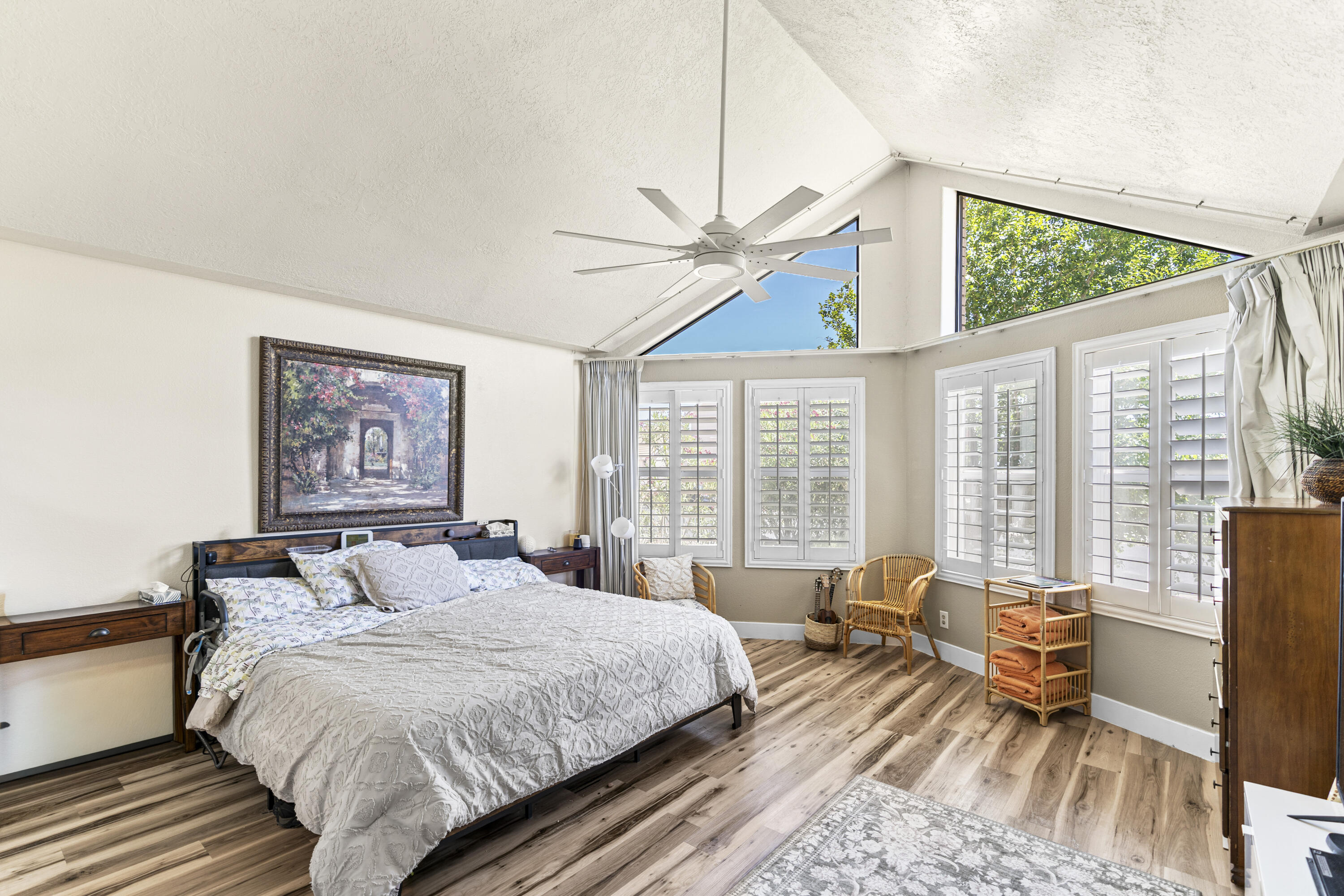 SHADOW HILLS - Residential