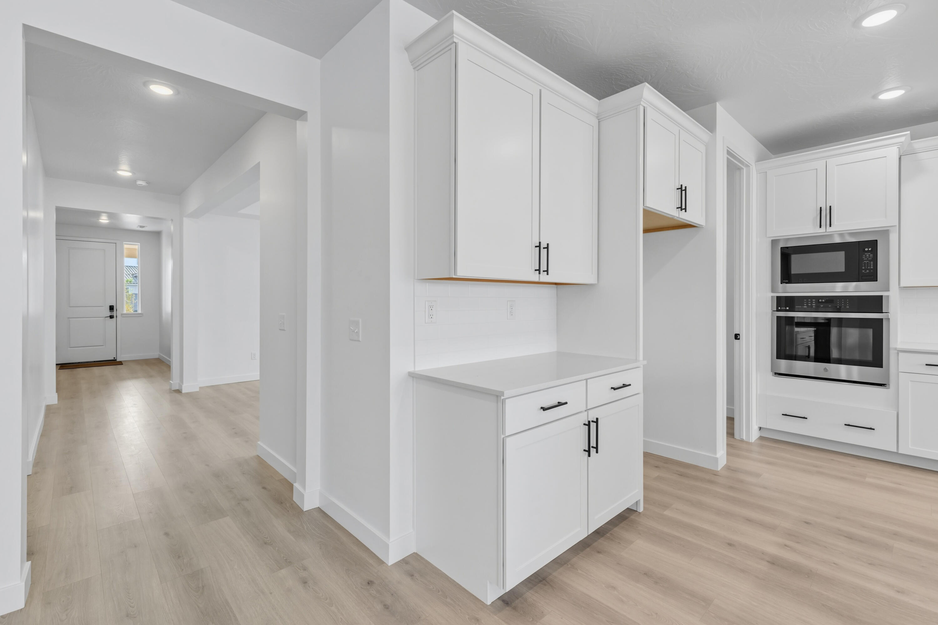 RED SLATE ESTATES - Residential