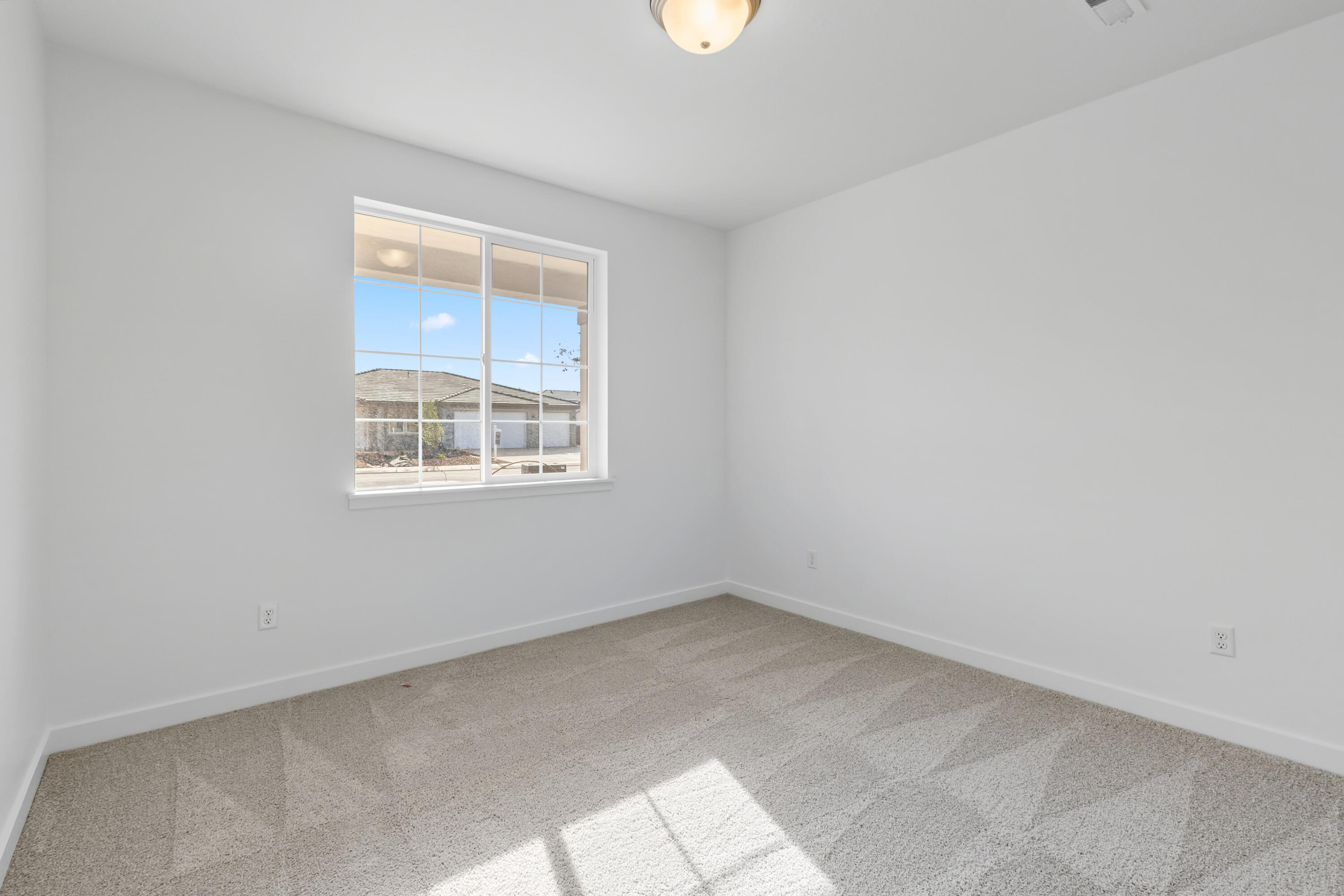 RED SLATE ESTATES - Residential