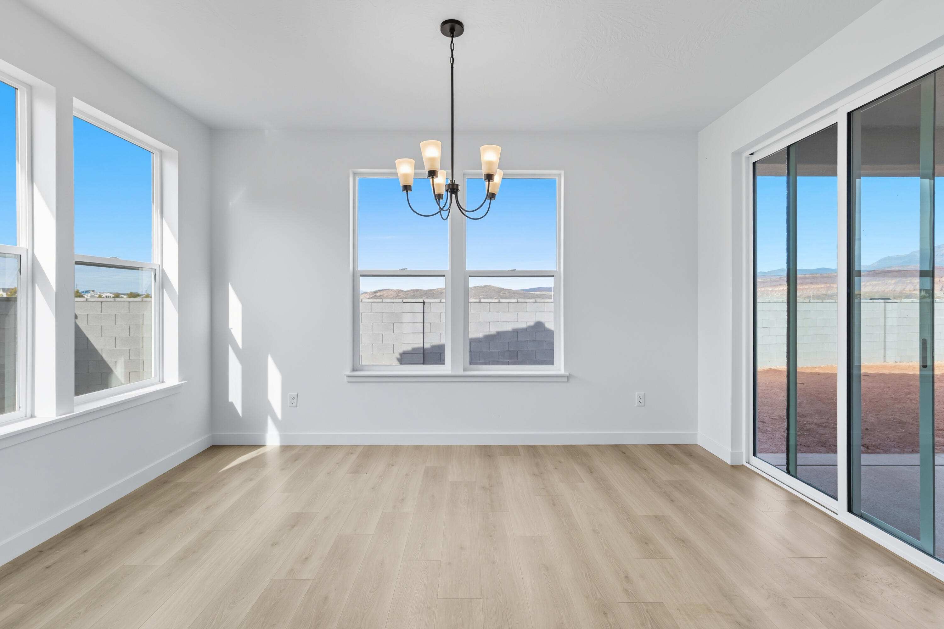 RED SLATE ESTATES - Residential