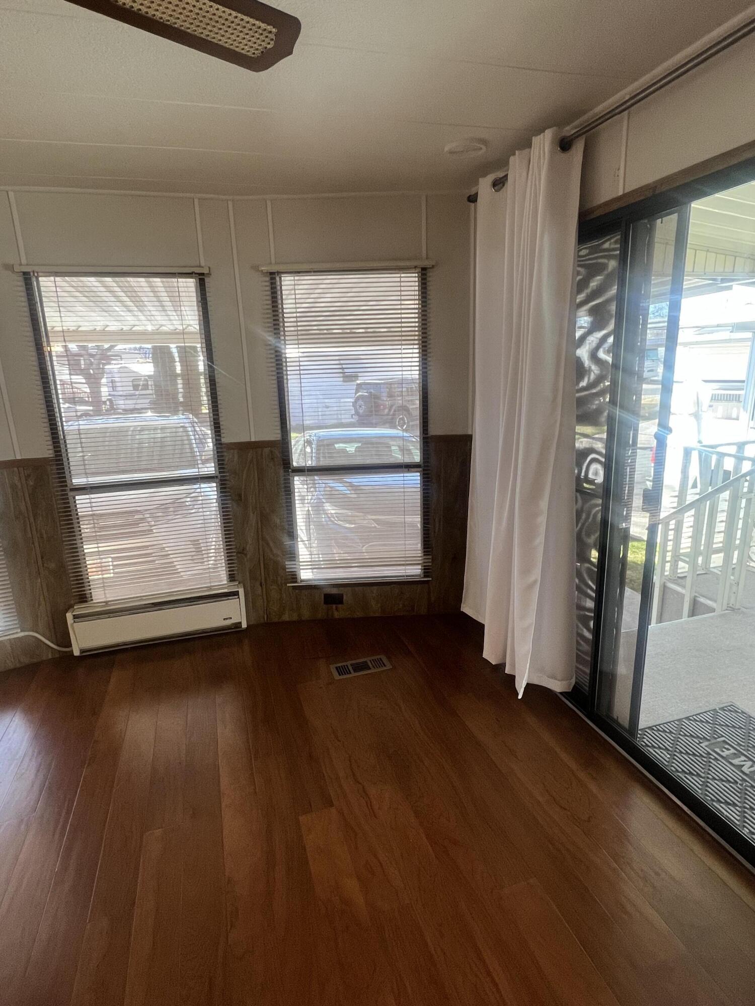 PALMS OF ST GEORGE - Residential