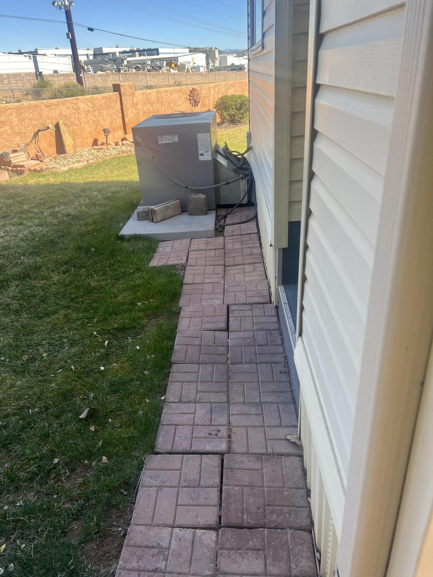 PALMS OF ST GEORGE - Residential