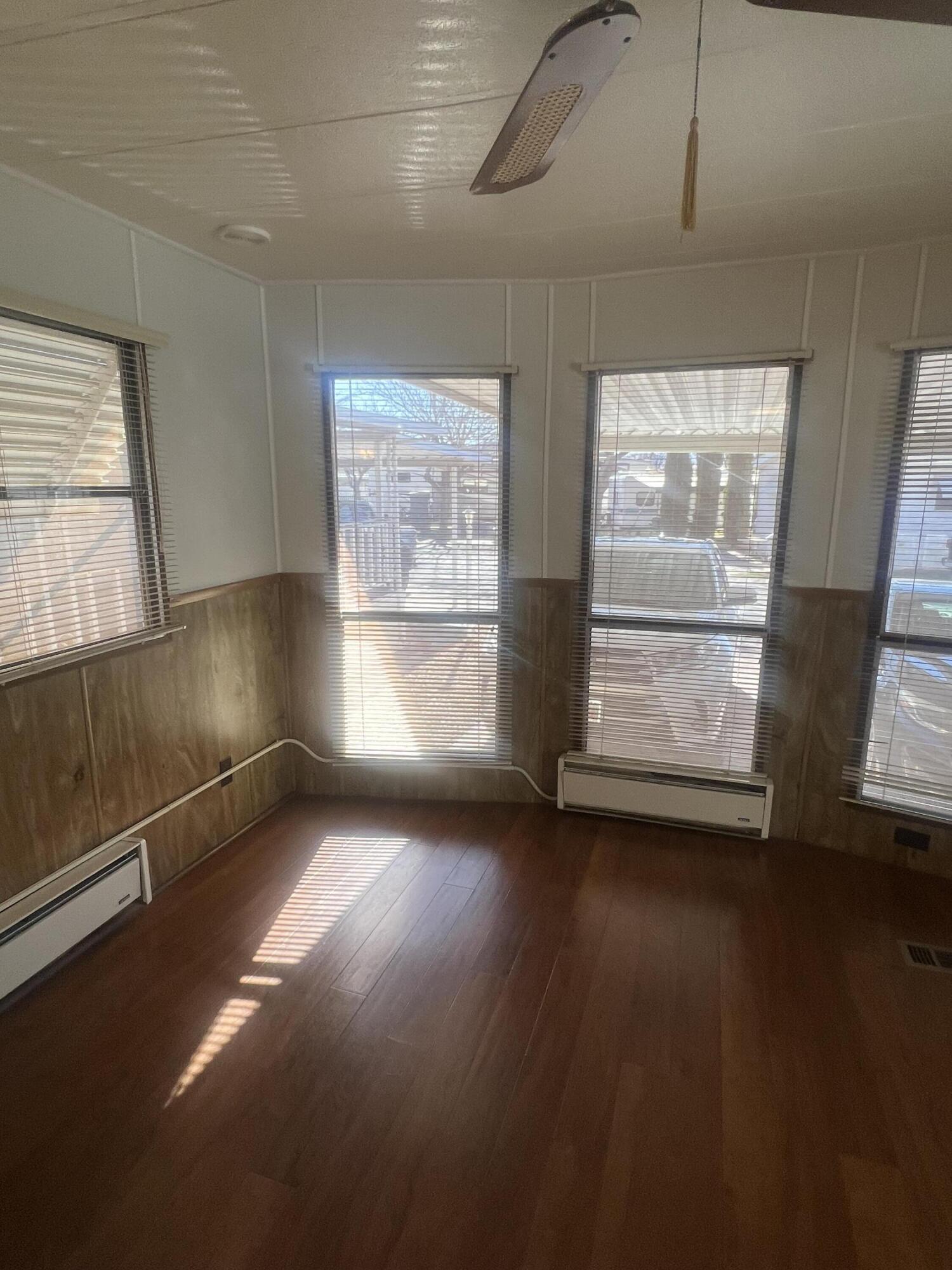 PALMS OF ST GEORGE - Residential