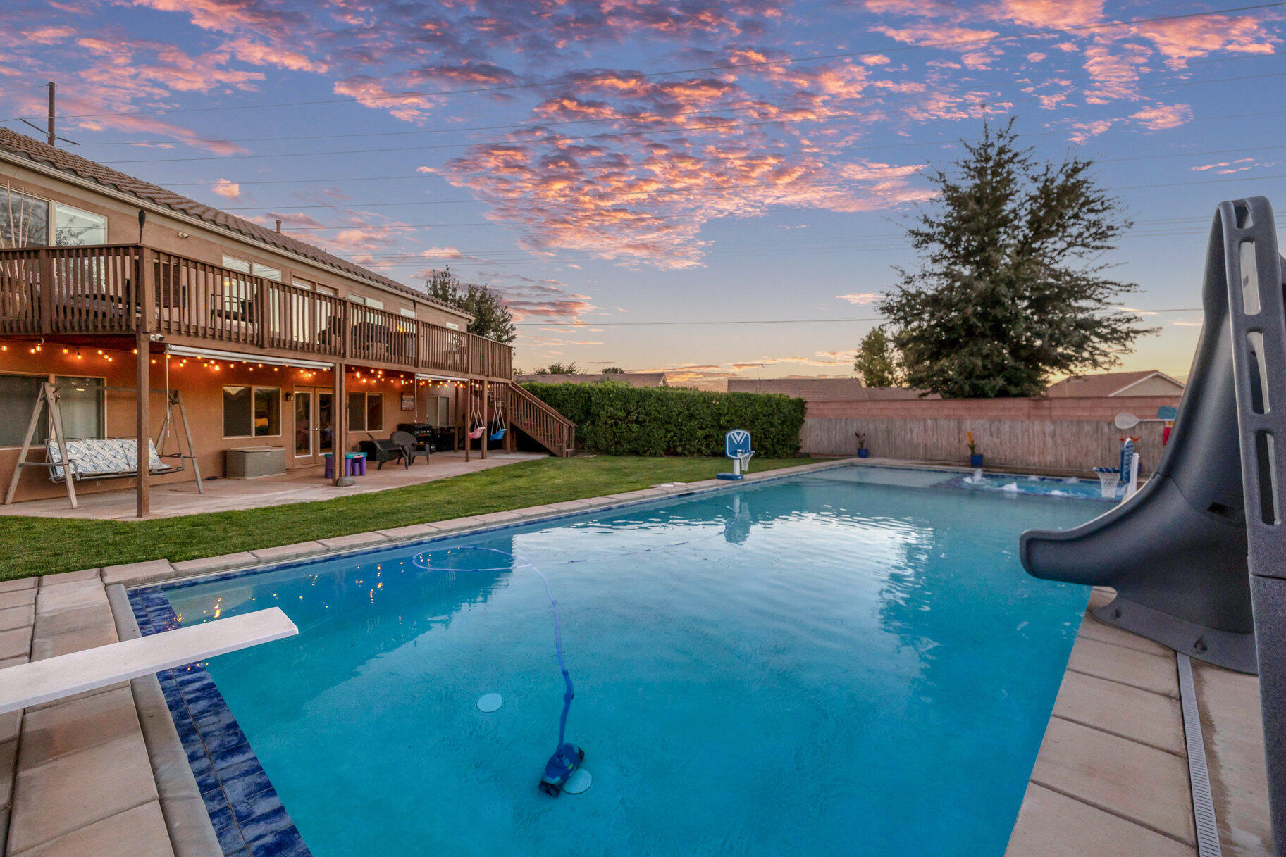 SEDONA HILLS - Residential