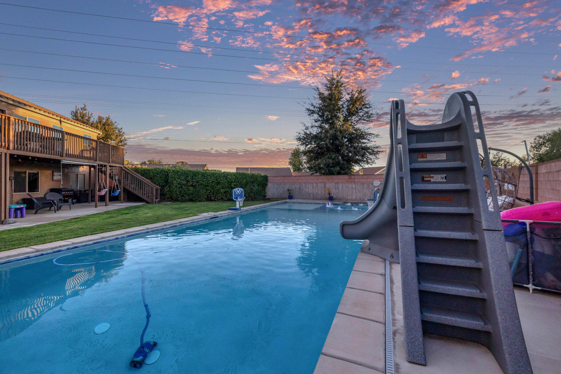 SEDONA HILLS - Residential