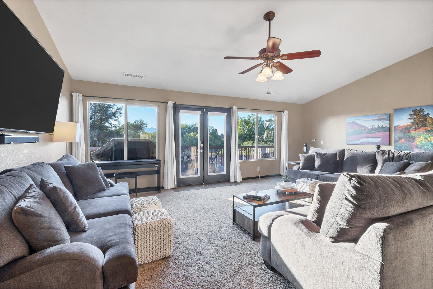 SEDONA HILLS - Residential