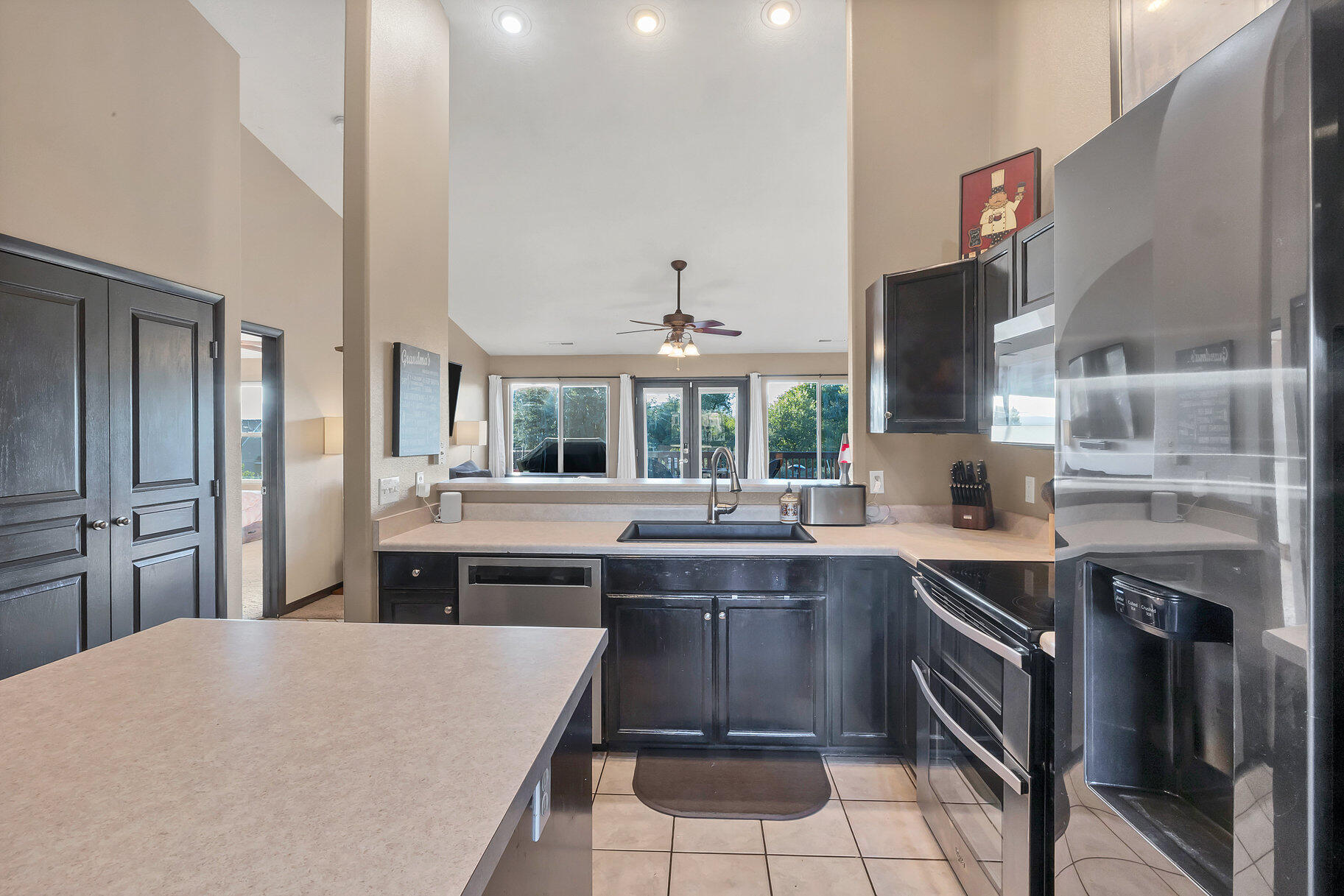 SEDONA HILLS - Residential