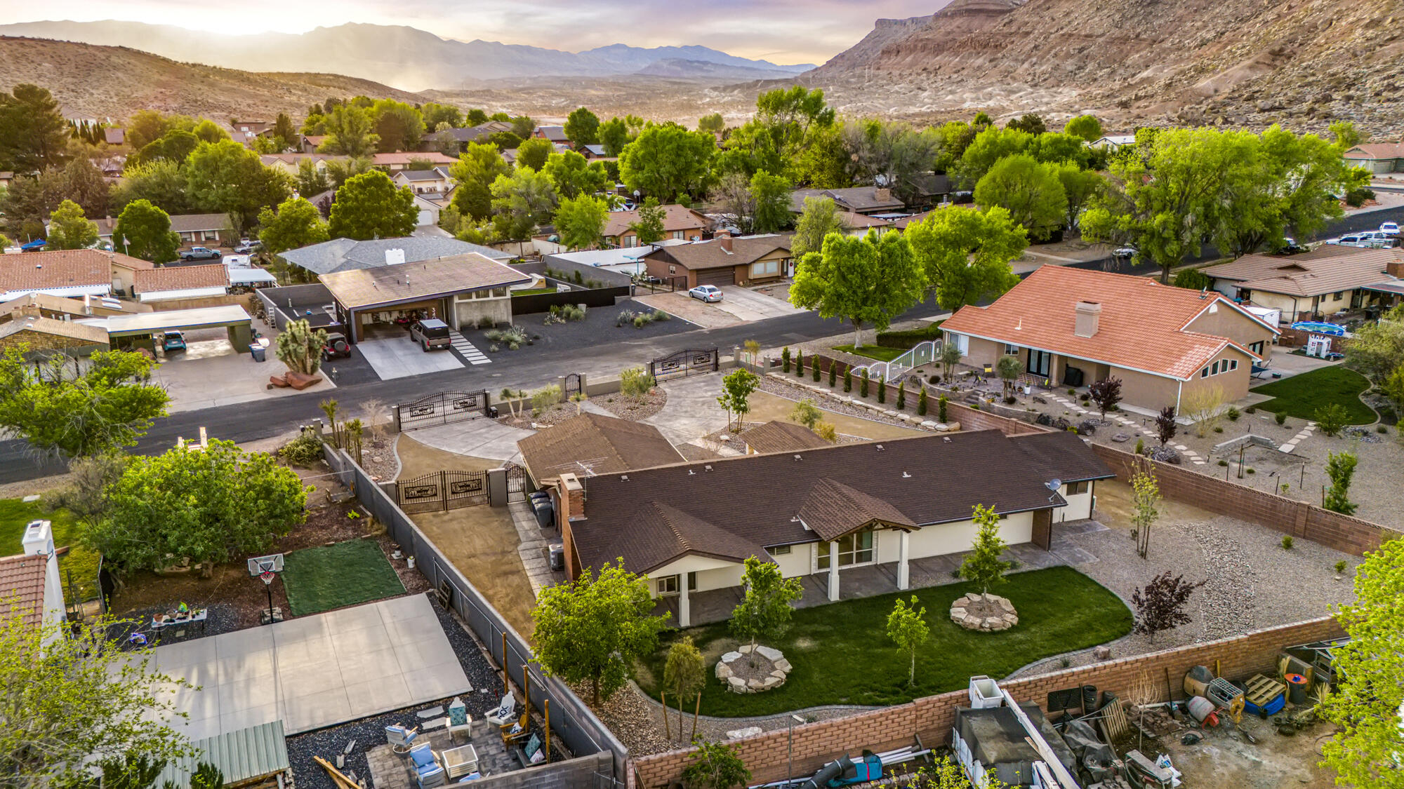 BLOOMINGTON COUNTRY CLUB - Residential