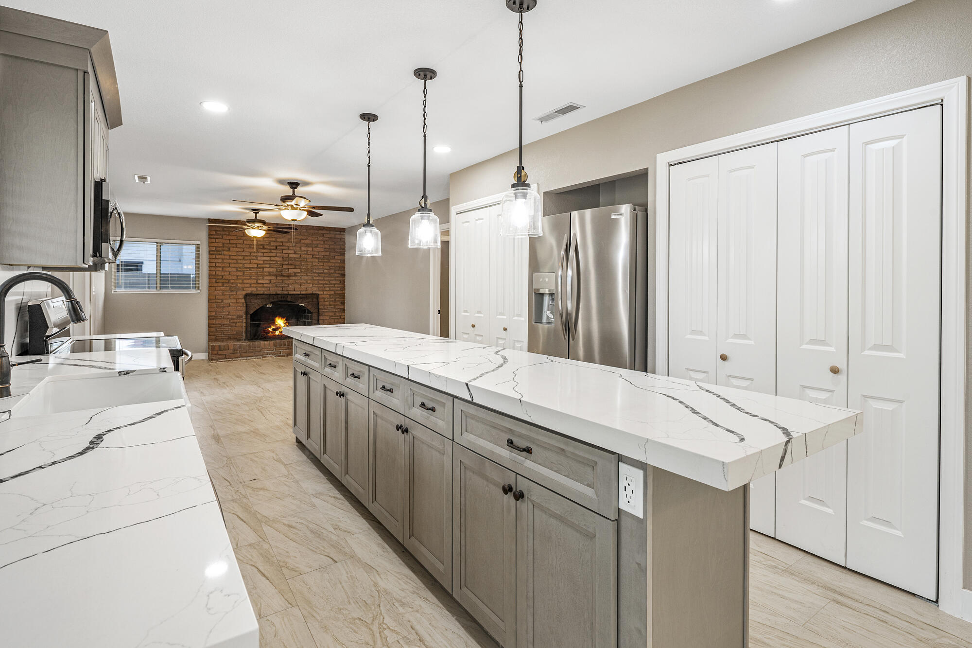 BLOOMINGTON COUNTRY CLUB - Residential