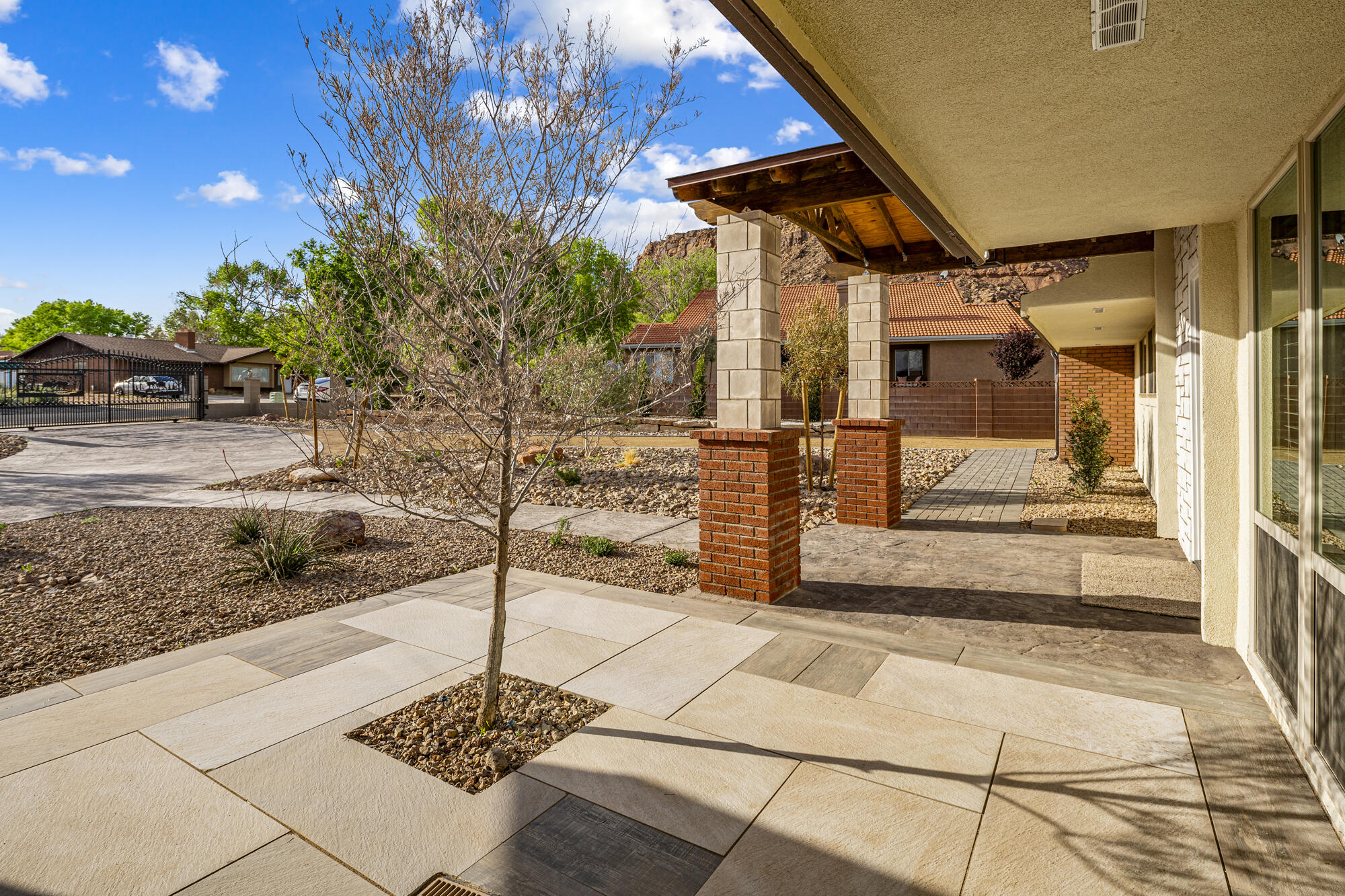 BLOOMINGTON COUNTRY CLUB - Residential