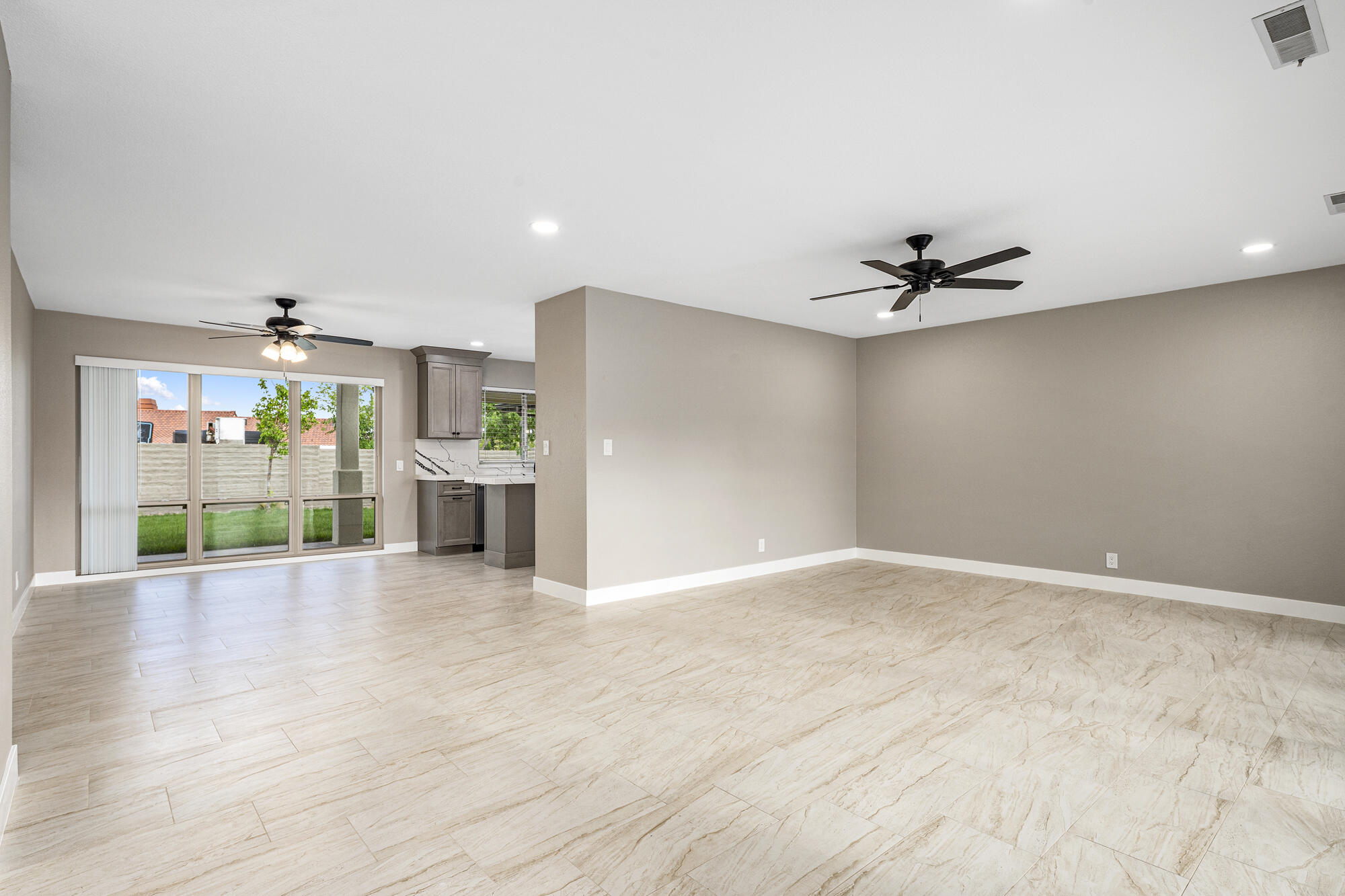 BLOOMINGTON COUNTRY CLUB - Residential