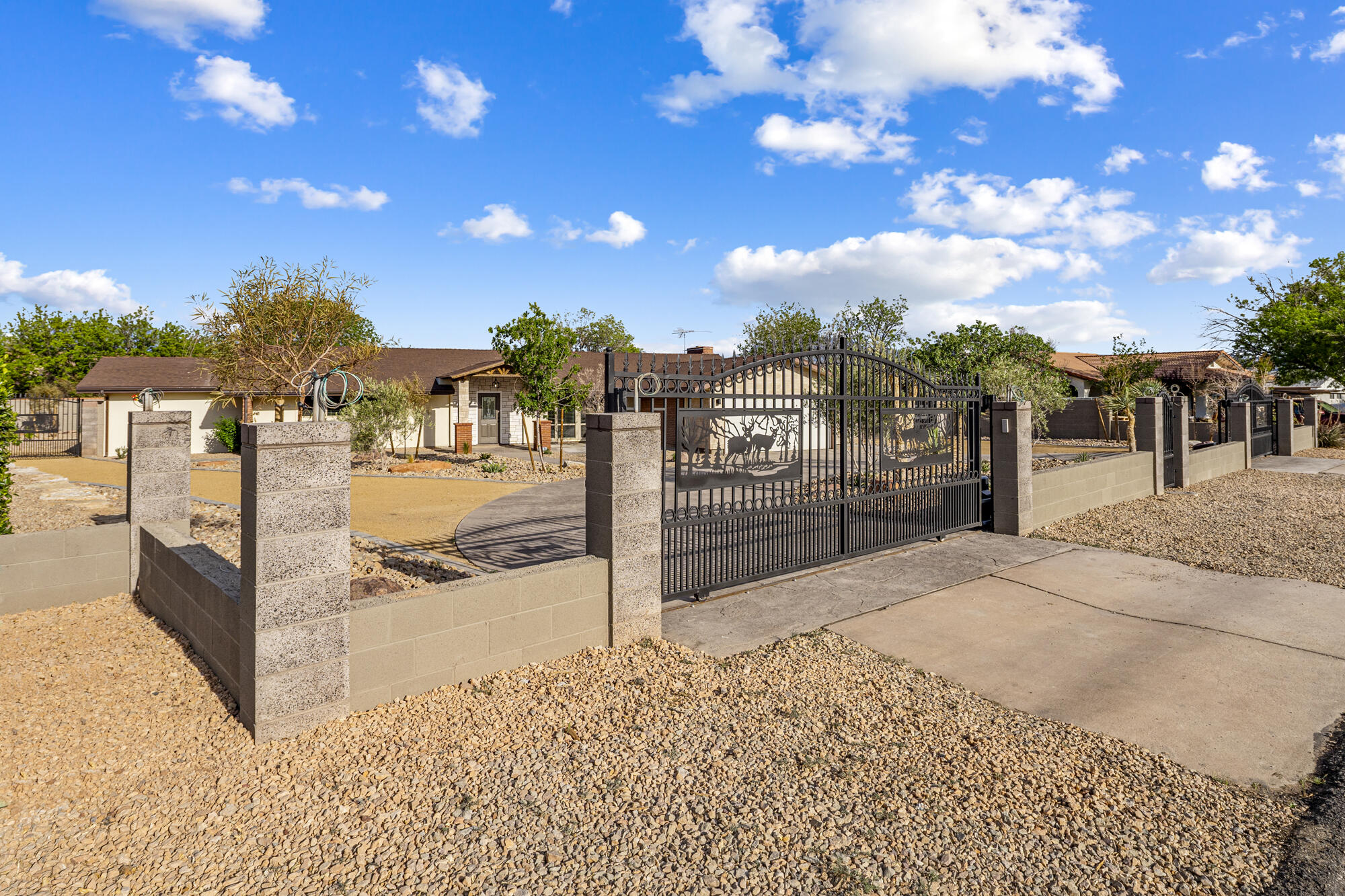 BLOOMINGTON COUNTRY CLUB - Residential