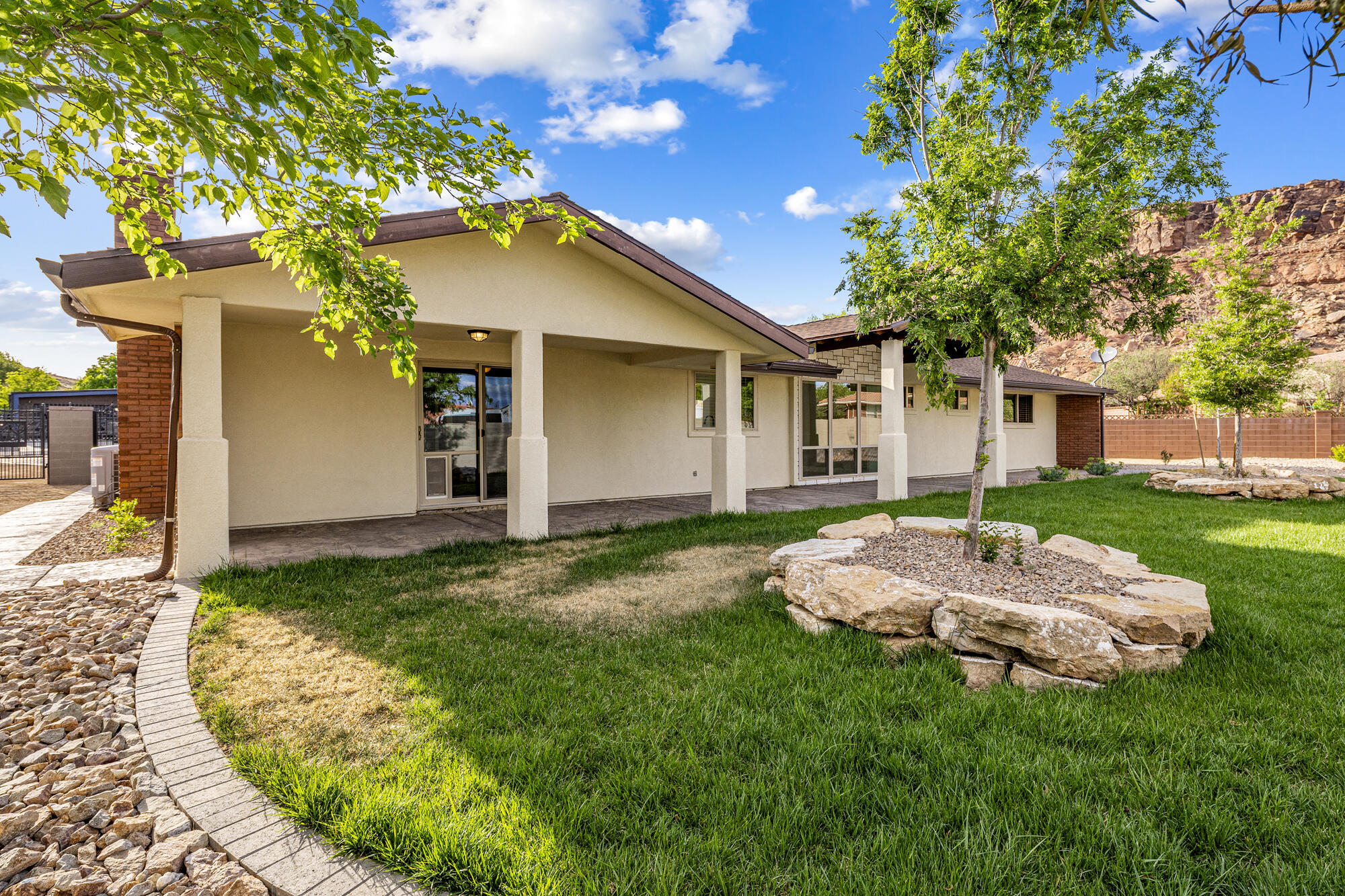 BLOOMINGTON COUNTRY CLUB - Residential