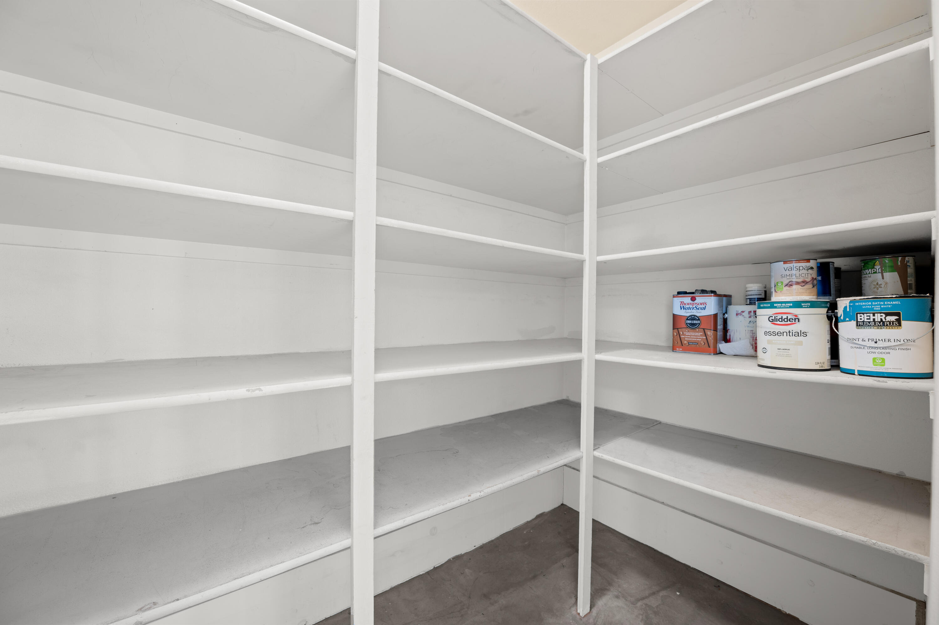 BLOOMINGTON COUNTRY CLUB - Residential