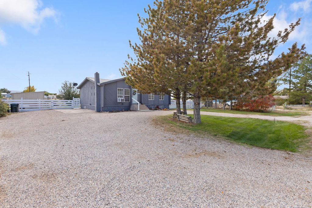 Photo of 598 E Blue Sky DR S, Enoch, UT 84721 (MLS # 25-266279)
