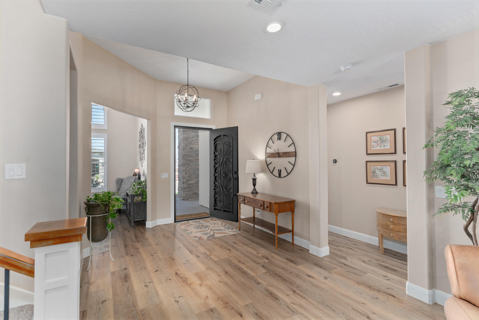 ROADRUNNER RIDGE - Residential