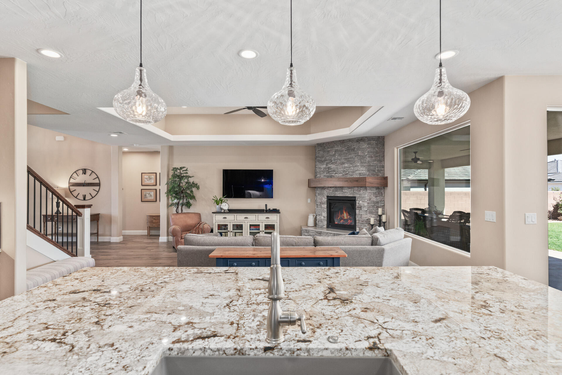 ROADRUNNER RIDGE - Residential