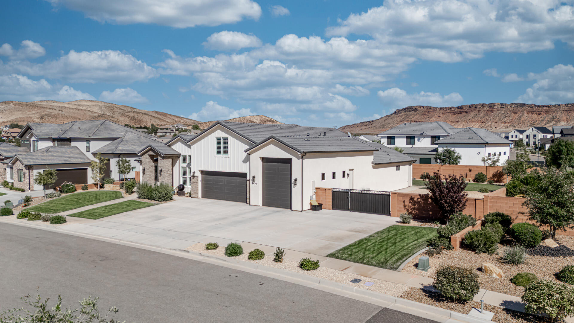 ROADRUNNER RIDGE - Residential