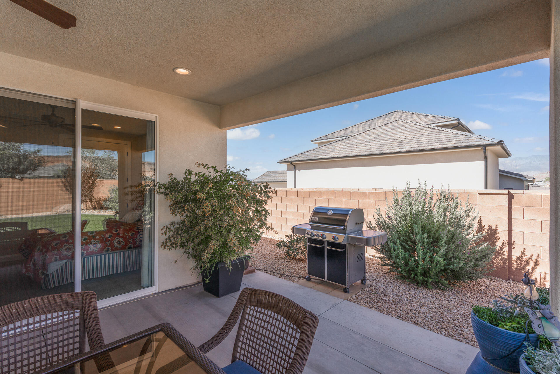 ROADRUNNER RIDGE - Residential