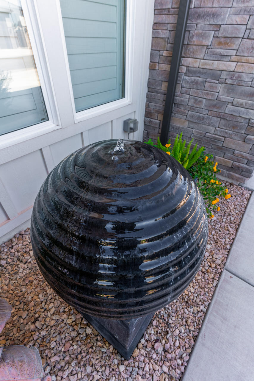 ROADRUNNER RIDGE - Residential